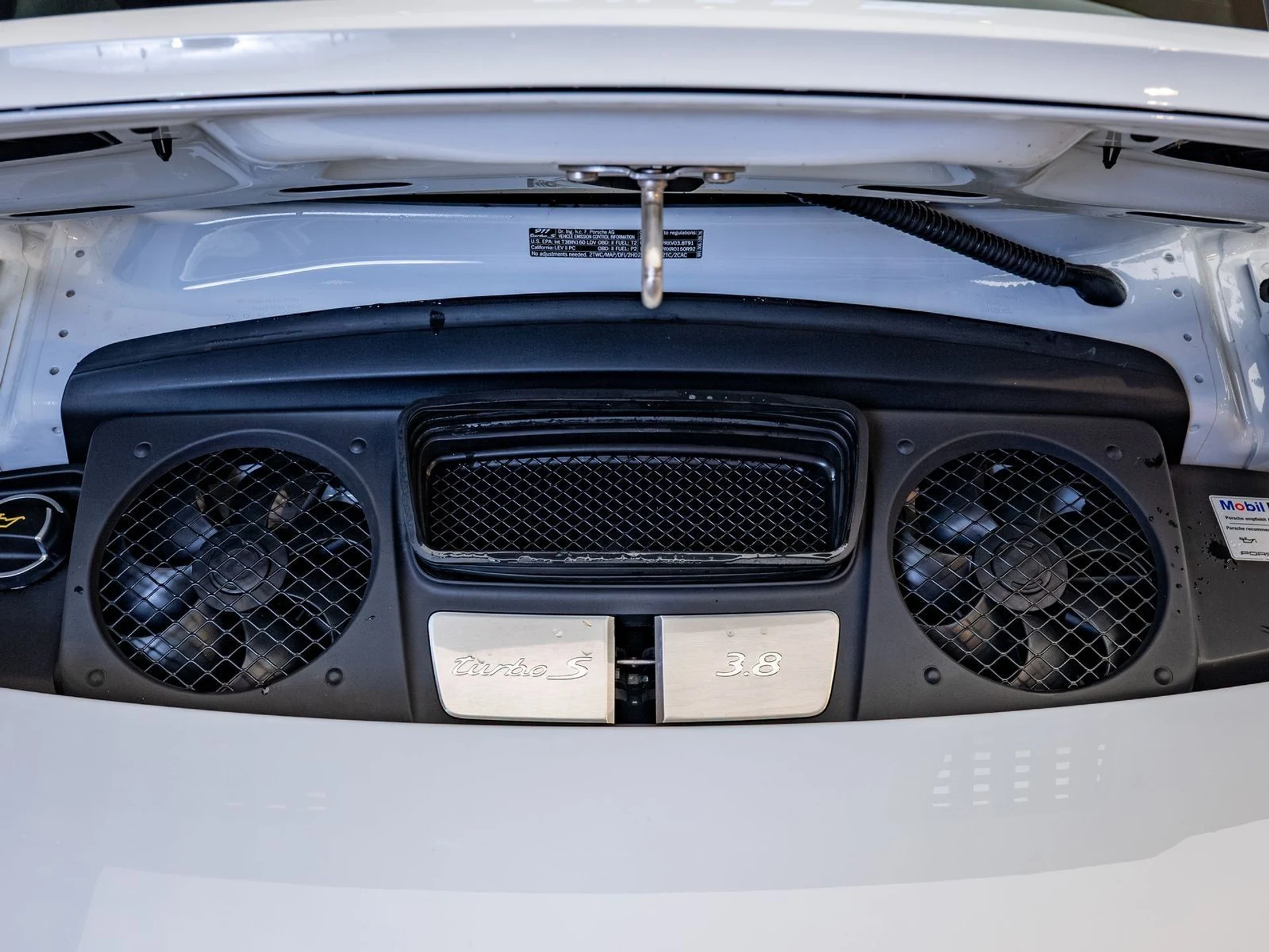 mph026_111143551_27_8fe916c67b