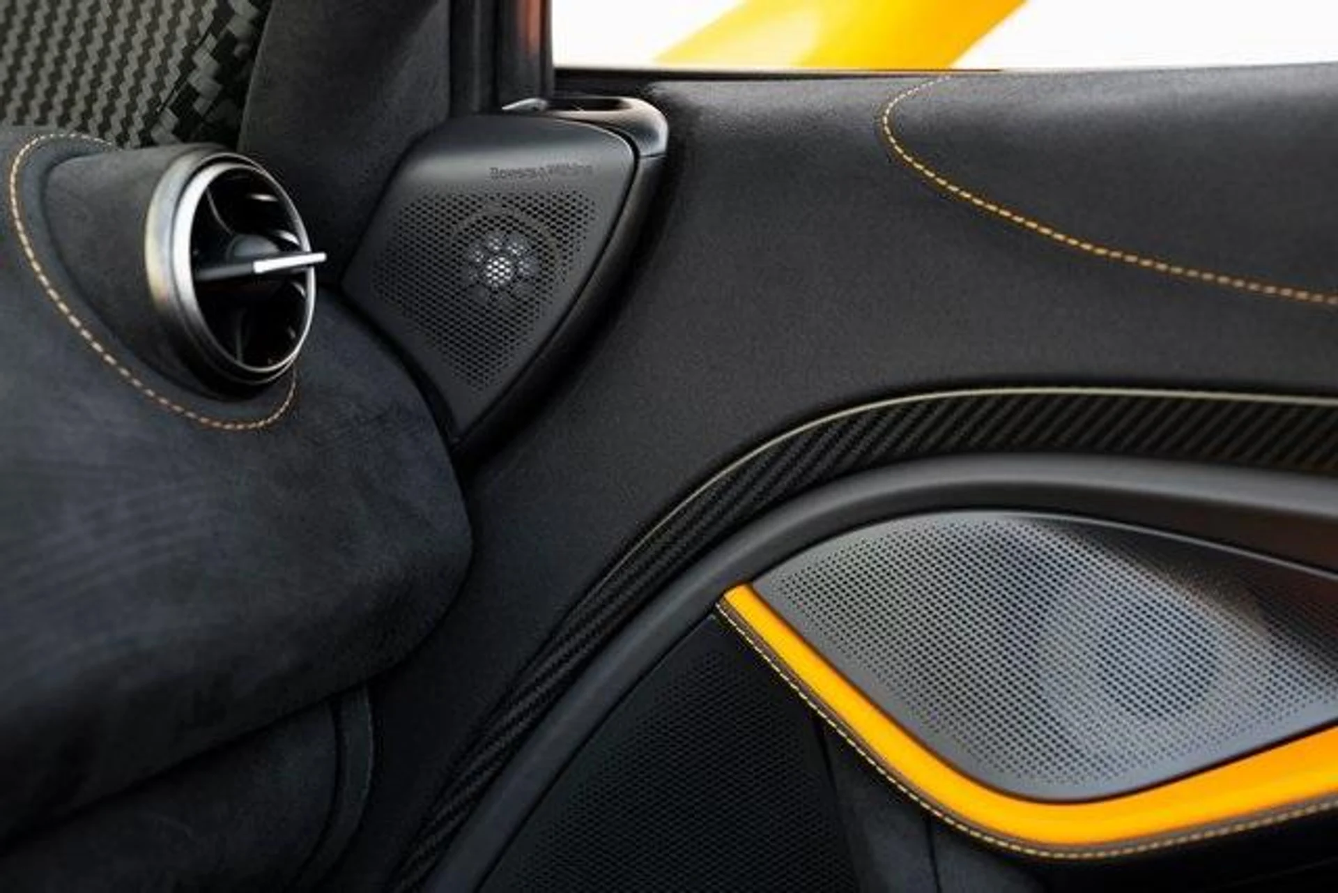 mph026_1116315553_Used_2019_MCLAREN_720_S_Spider_Performance_1620459165_a20589f849