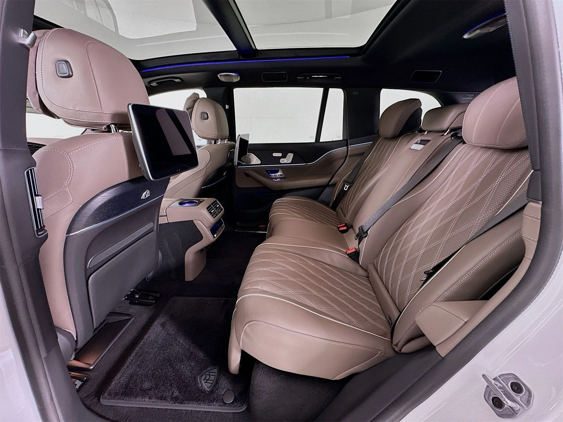 mph026_1118358953_d4c13849fa4e664fd1fe21a4a90614eex_994041bd86