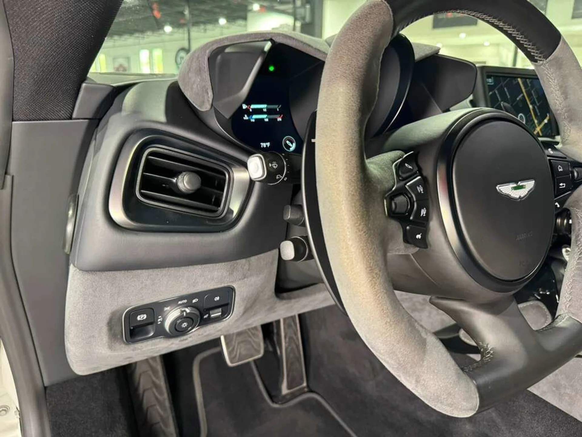 mph026_1120610757_8512050c71c8e105a45f9a398d98c85d_bff2bb71f9