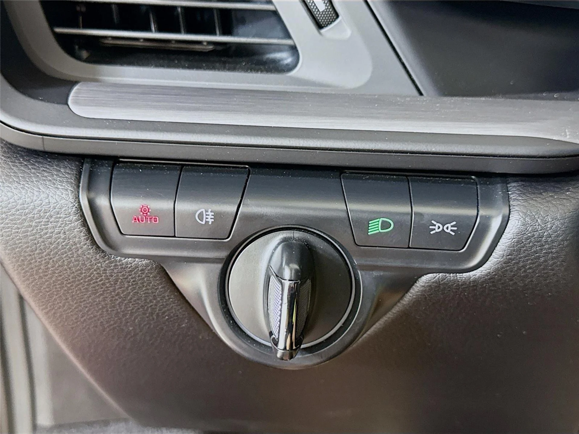 mph026_112309716_03bfac5d87a442071c3b0ef44a094d60_71d42572f9