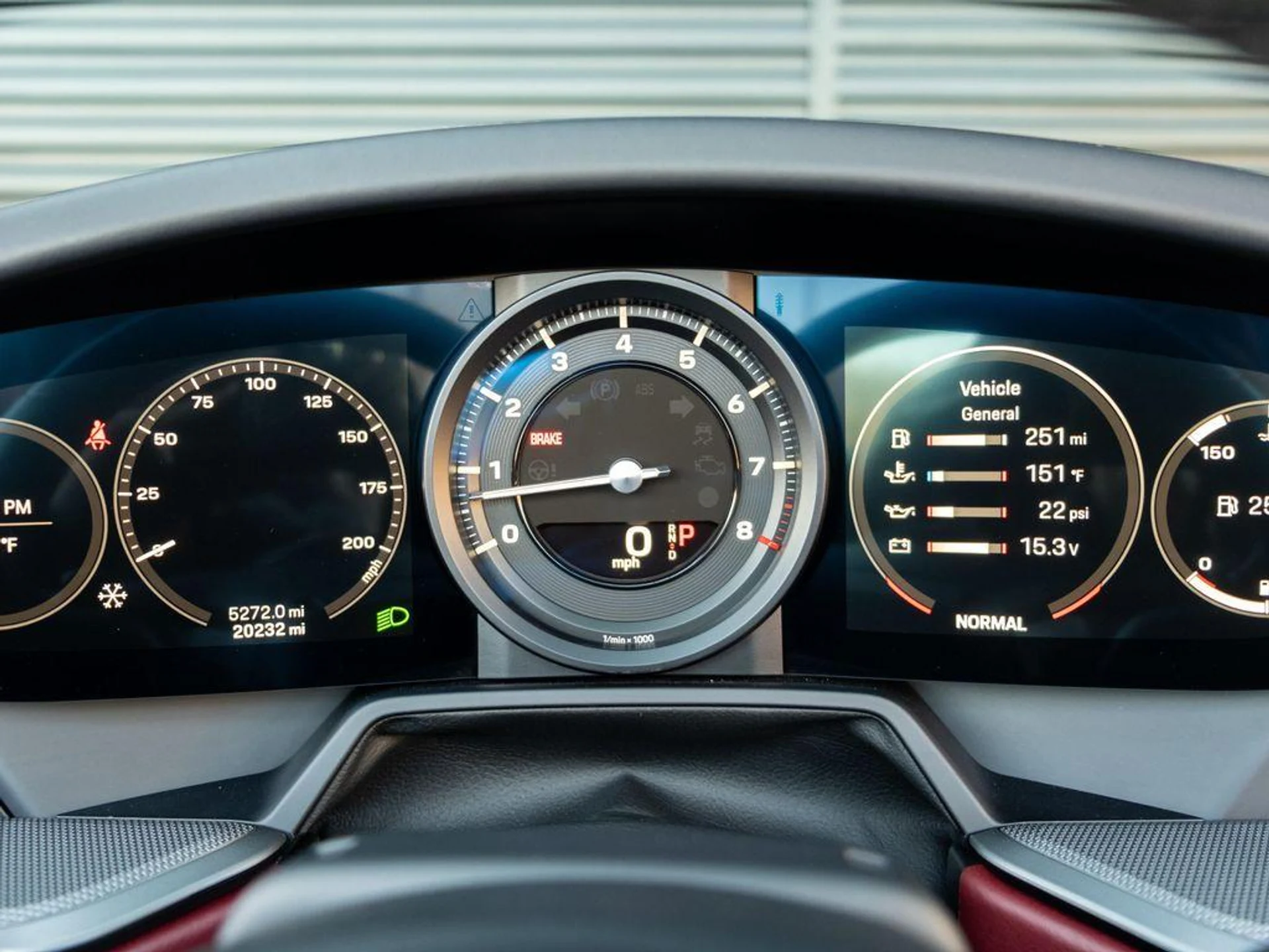 mph026_1123407916_s_U_Mt1_Rix_Oj3_AT_Eot_Frv_Wu_C5mc_NM_ebf84eb183