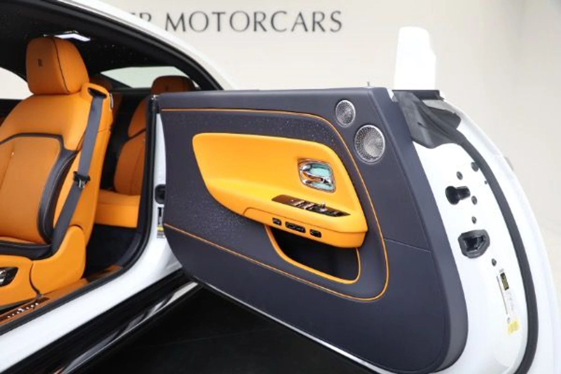 mph026_1124730003_Used_2024_Rolls_Royce_Spectre_994d218fb2