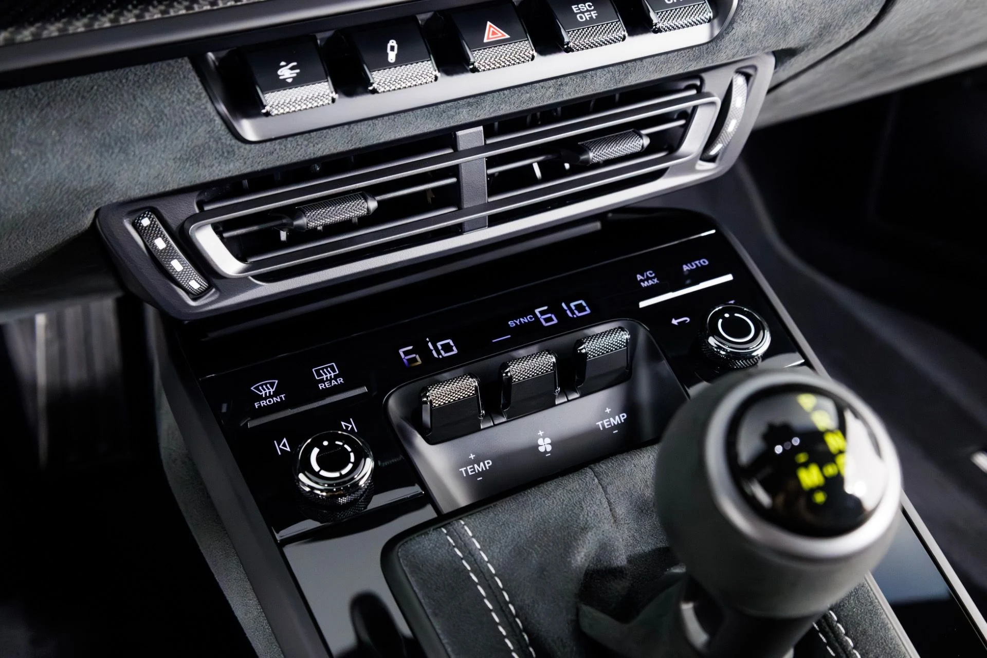 mph026_1131036703_Used_2025_Porsche_911_GT_3_RS_1767383453_43166b3b9c