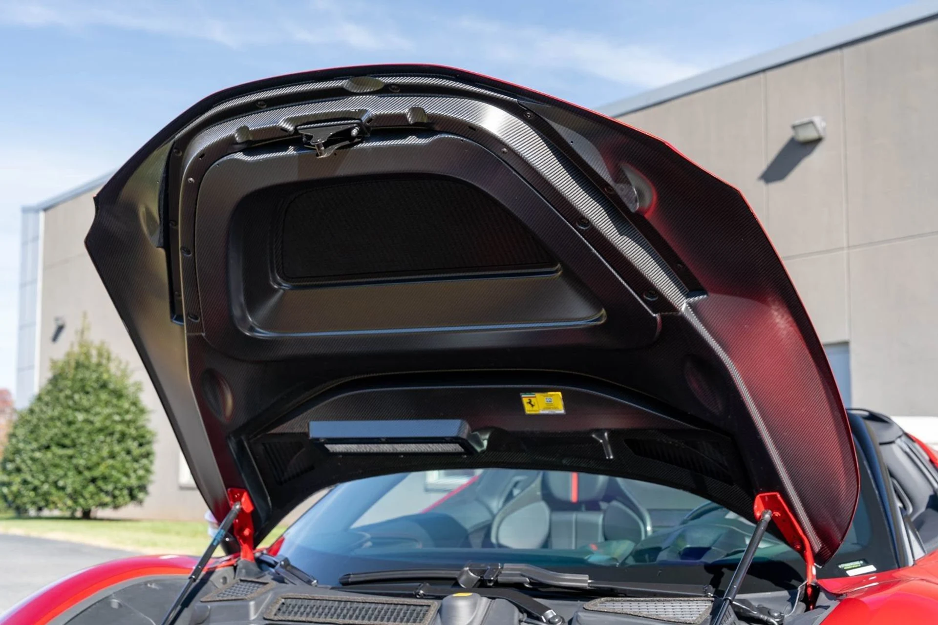 mph026_113269253_01776cbe24774e56a845f3f2813e8c0d_2c34f24536