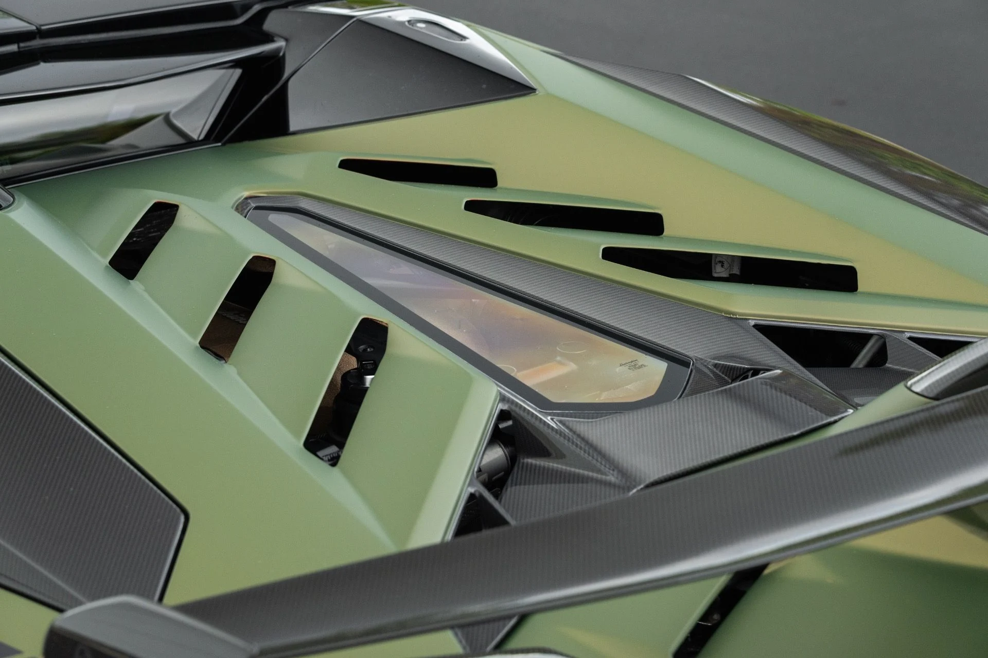 mph026_1137877981_Used_2021_Lamborghini_Aventador_LP_770_4_SVJ_Roadster_1773716701_06e62f08a4