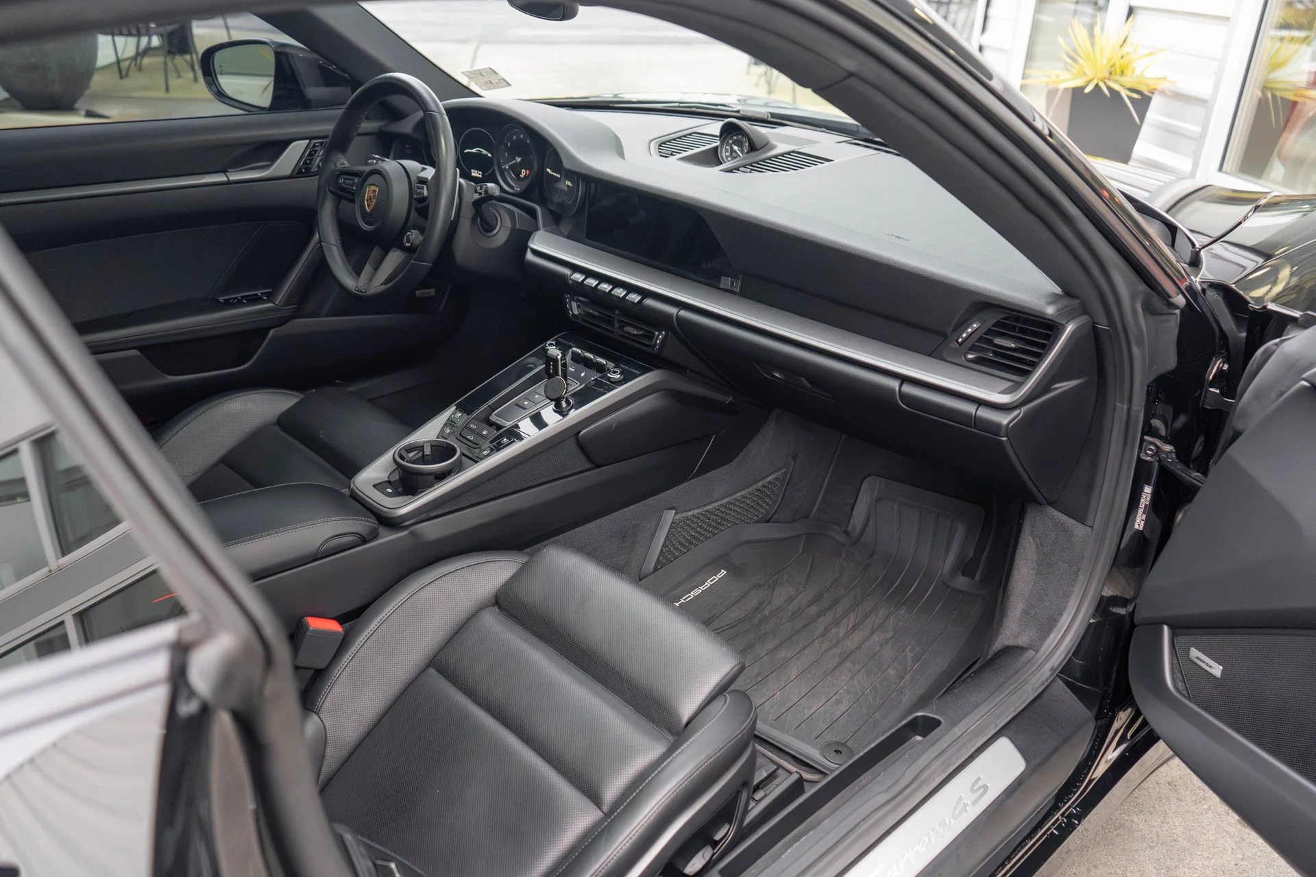 mph026_1139682206_27_736d88a81b