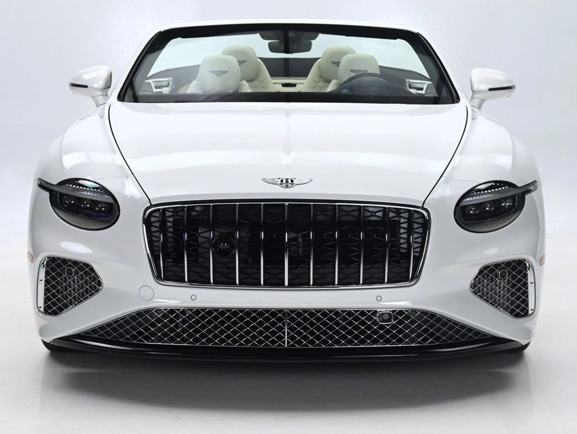 mph026_1139870094_f20541bf9113c90c72c8bf3c8f18ed15_aaf2902d25