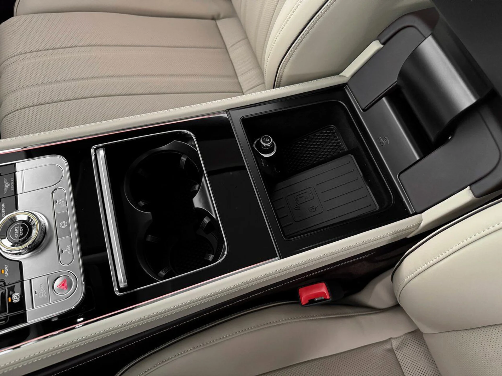 mph026_1151639573_c64cac7378a2a0403eac4dcfbce34646_82ae88c09d