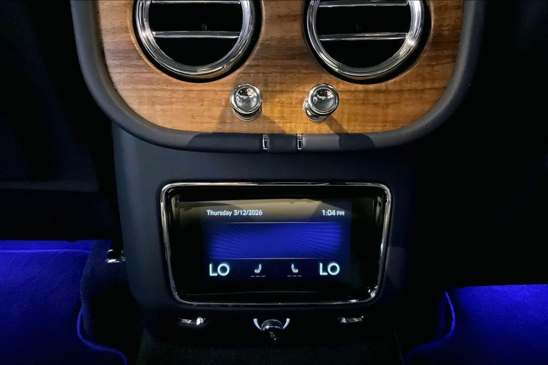 mph026_1160022460_f1bf3c2987b04f719e2cfe705fb2650fx_6e4182c60b