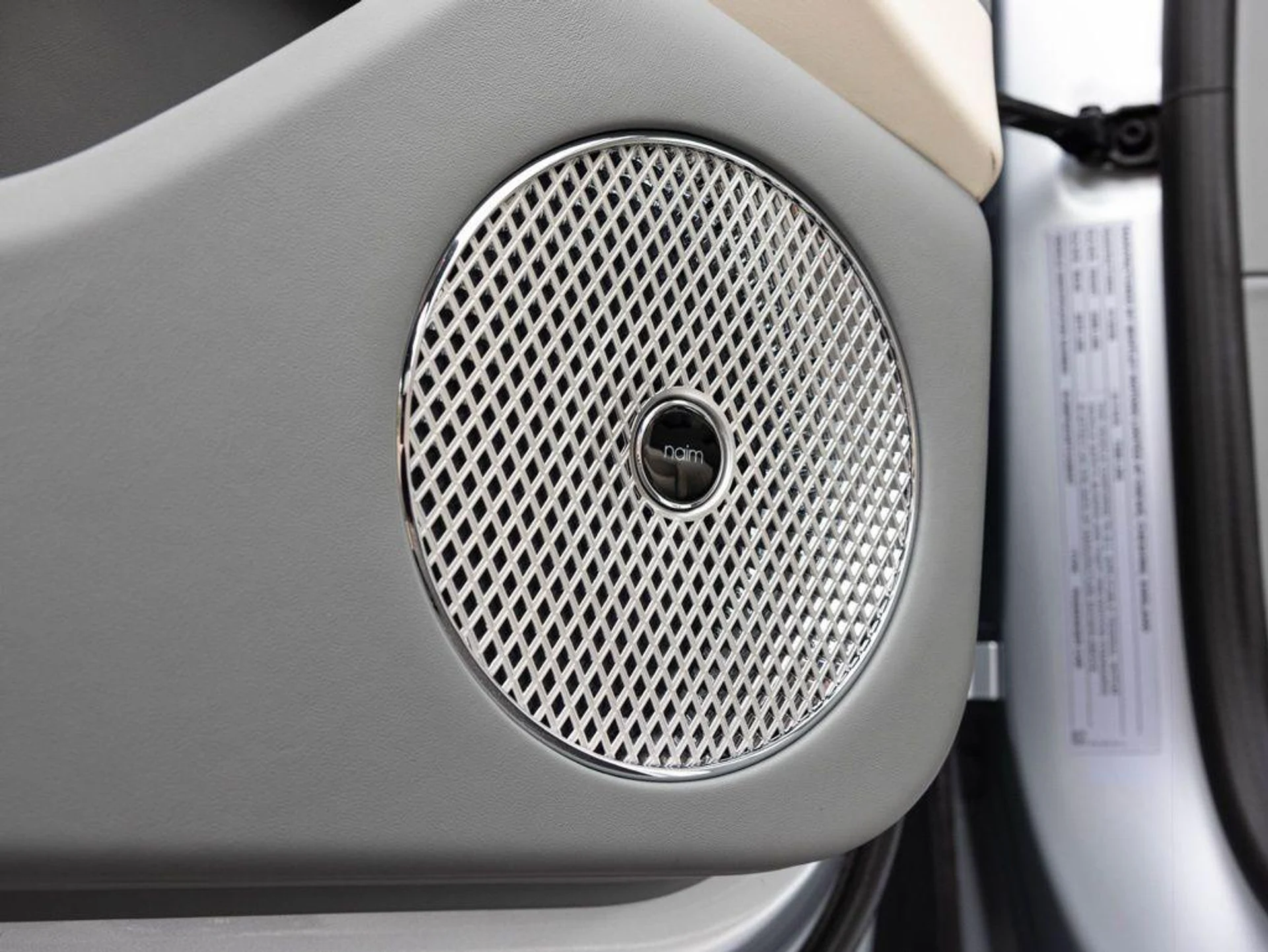 mph026_1160623652_500853697_69ac49bc42328134f501cf40_1166d174a9