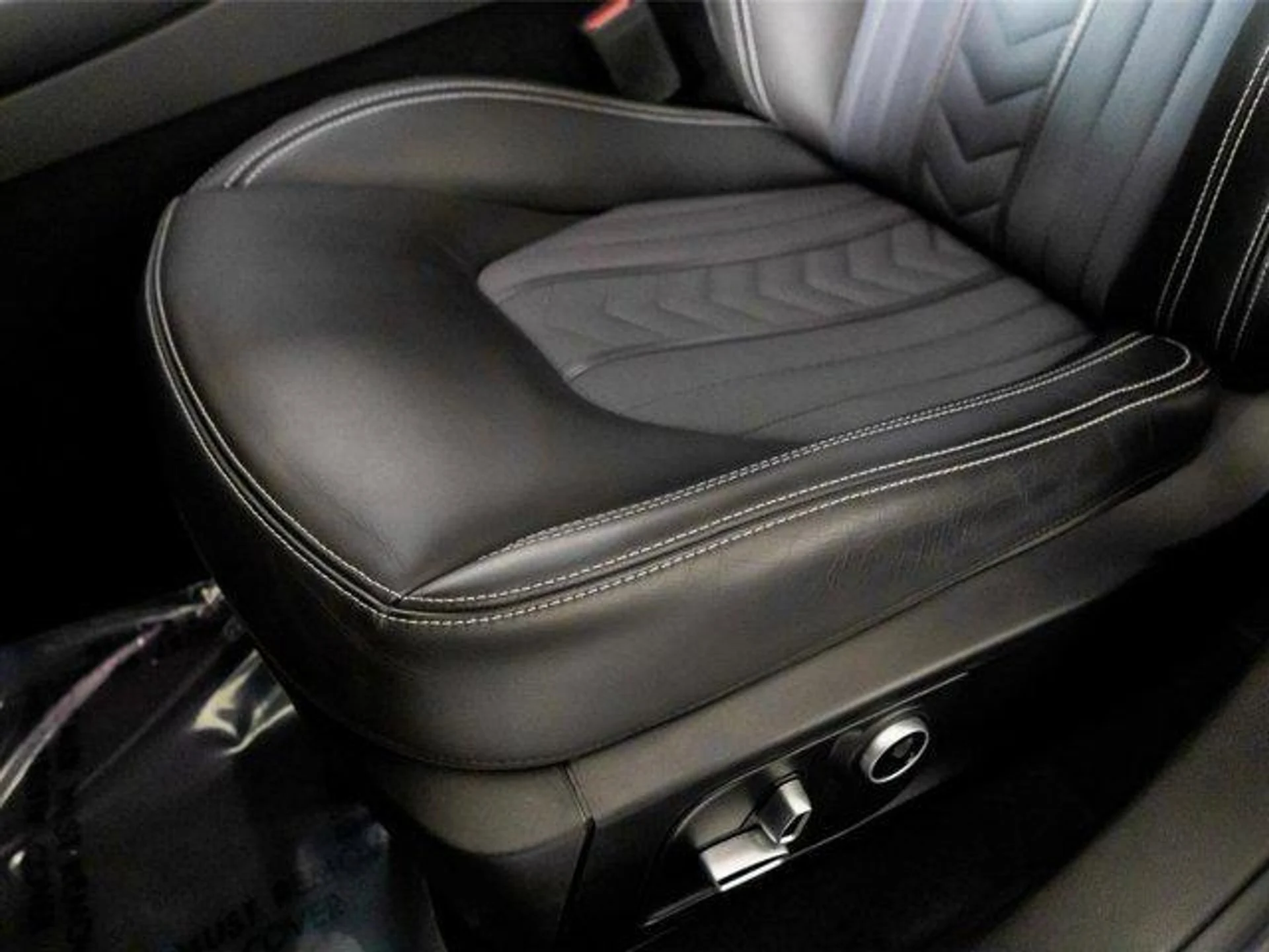 mph026_1160705585_Wljuvum_B7_Ng539_z_Pu_D_Rv_JD_06j8_74dfad6efe