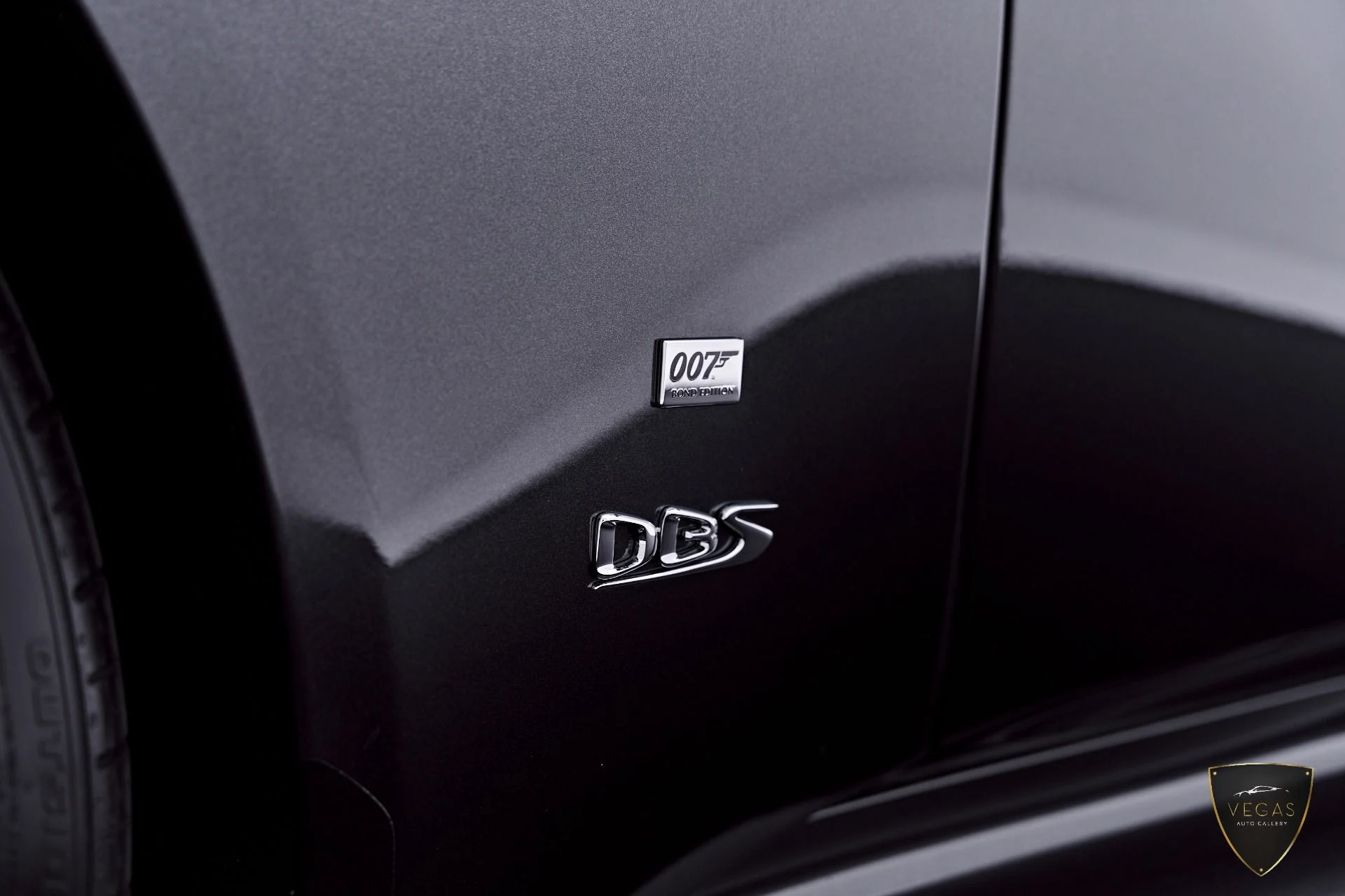 mph026_1163942080_Used_2021_Aston_Martin_DBS_Superleggera_1785181507_cc22a1e337