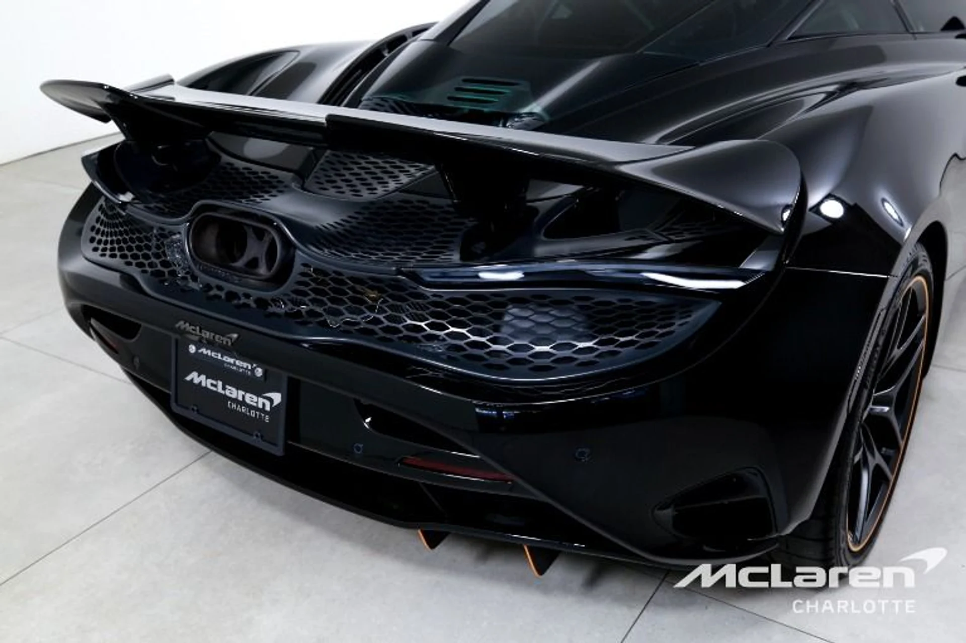 mph026_1163948061_Used_2024_Mc_Laren_750_S_a17123be29