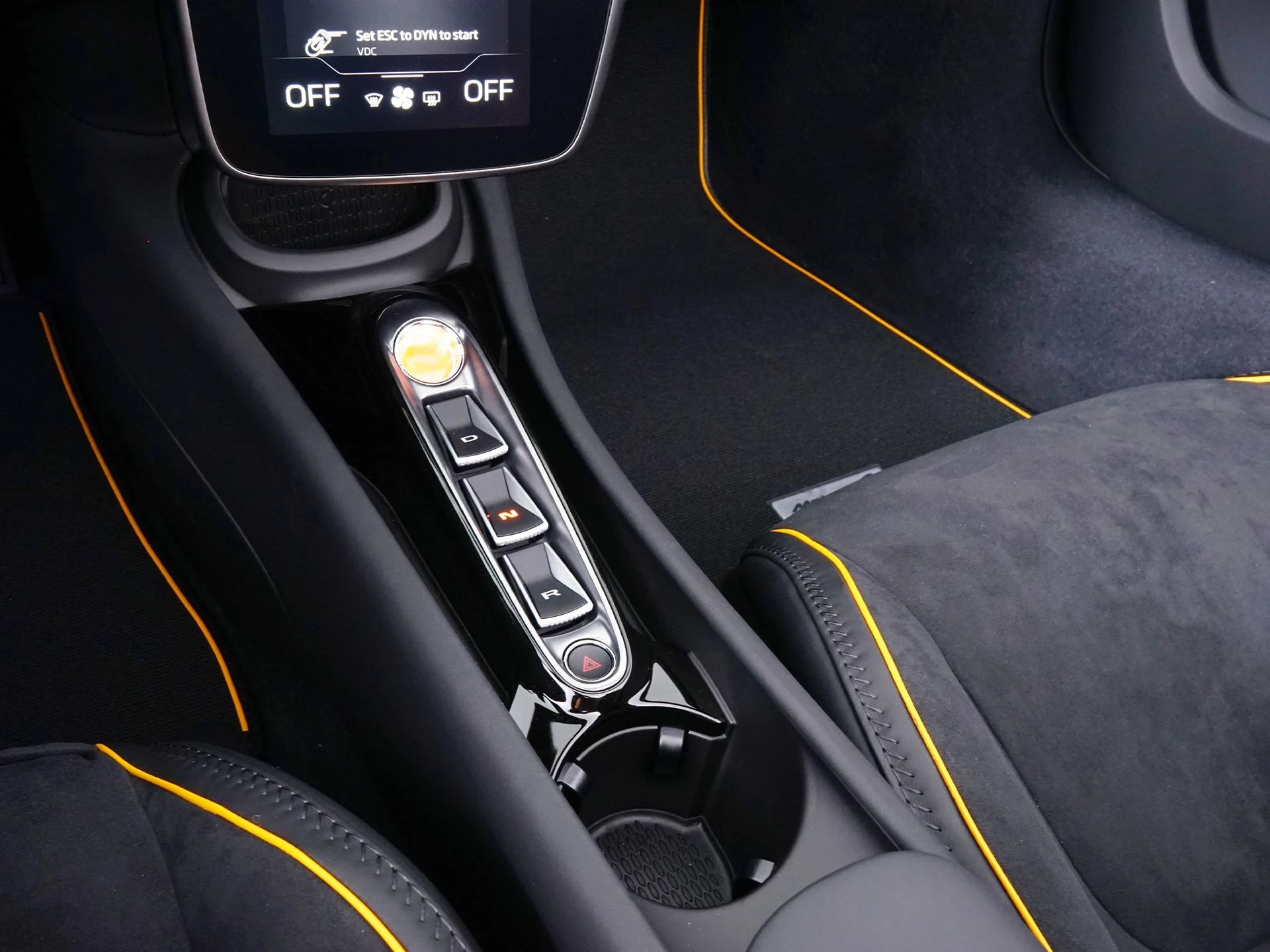 mph026_117138104_60746242d5fe8f1327f77fe175481c61x_dd32228458