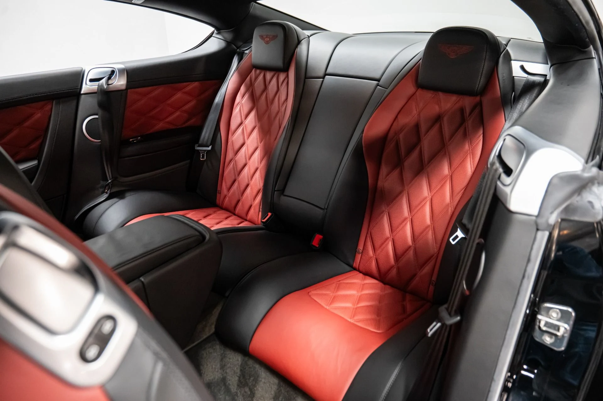 mph026_1172048843_Used_2013_Bentley_Continental_GT_V8_1747850011_35e1985aae