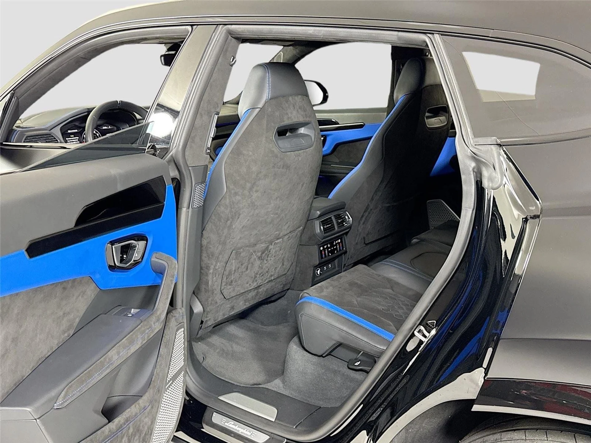 mph026_1174144647_f2c140520cf2ca43ce307718831e8b64_5a7a8ea5e7