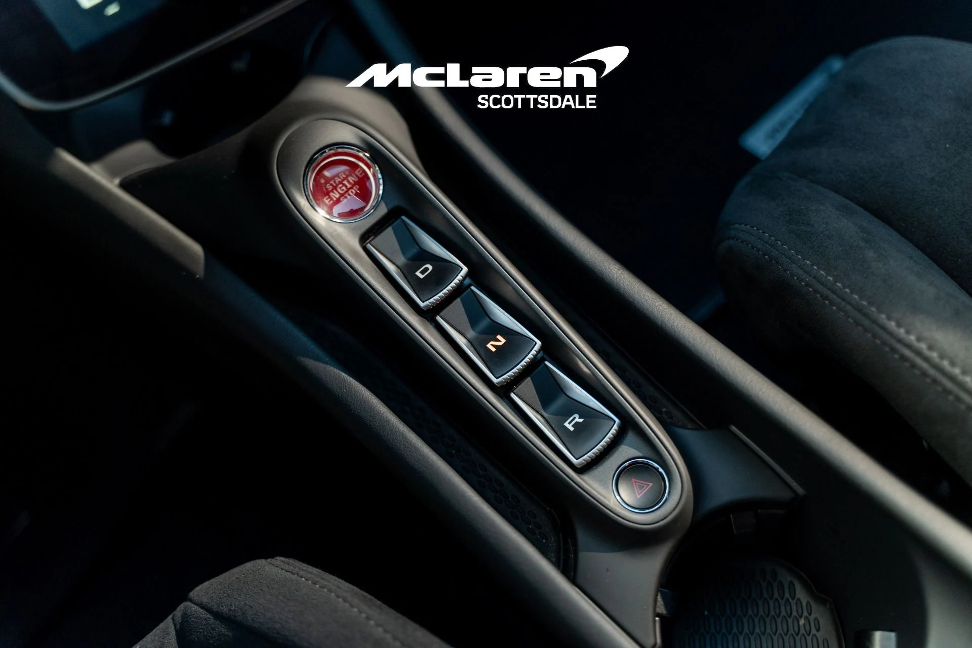 mph026_1176352657_Used_2023_MCLAREN_ARTURA_1758922569_7f78f6007c