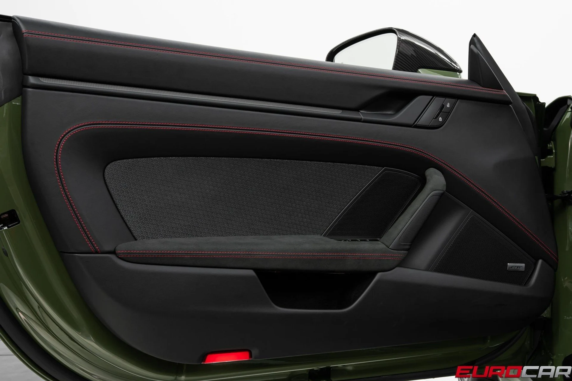 mph026_1180278972_image_27_9c5fc5b149