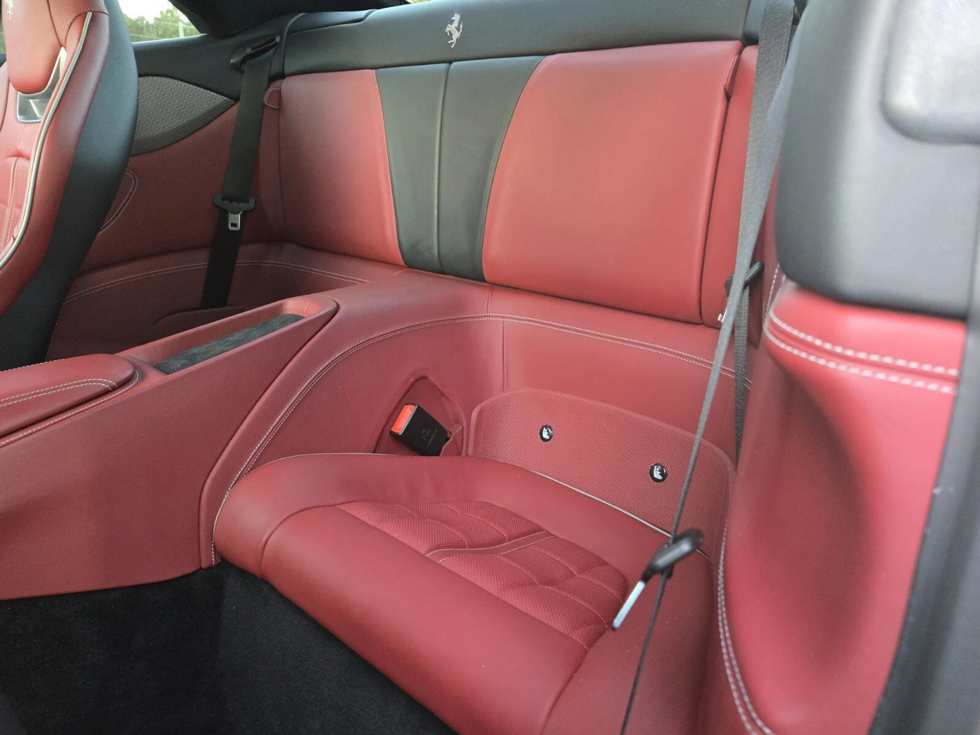 mph026_118157986_76aba9486a615ed1e439eb74a8943270x_c19d8e2870