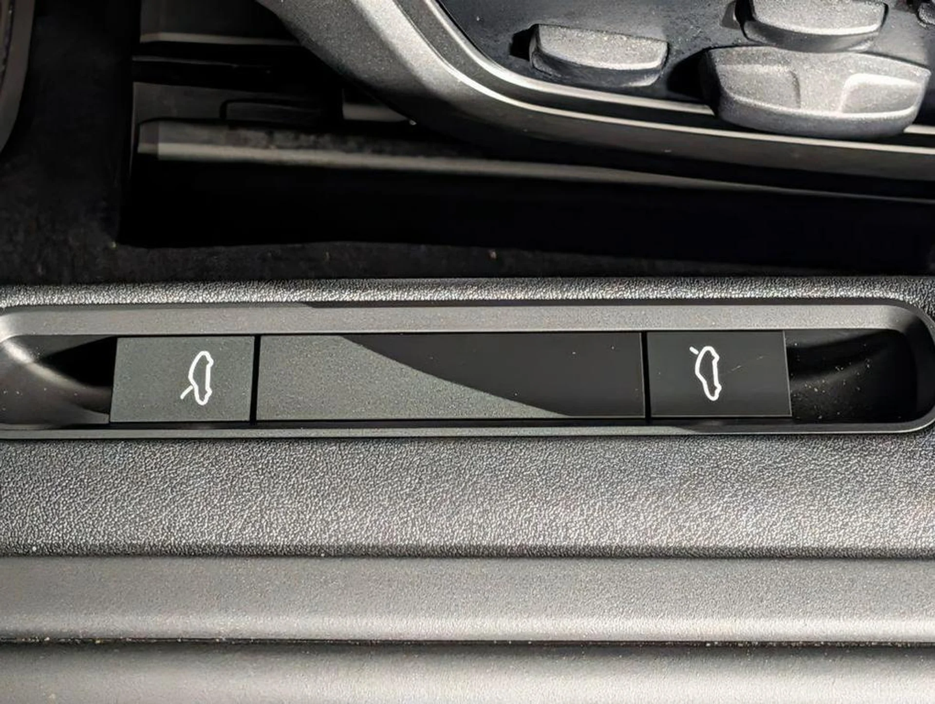 mph026_1183455180_ln_S_Soa_Tq_ZL_89_I_Iwqi_Mx_G_Lupomtg_cc0325df3b