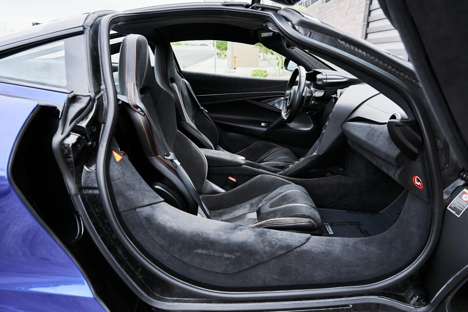 mph026_1183461606_Used_2024_Mc_Laren_750_S_1775006027_e4d18f9651