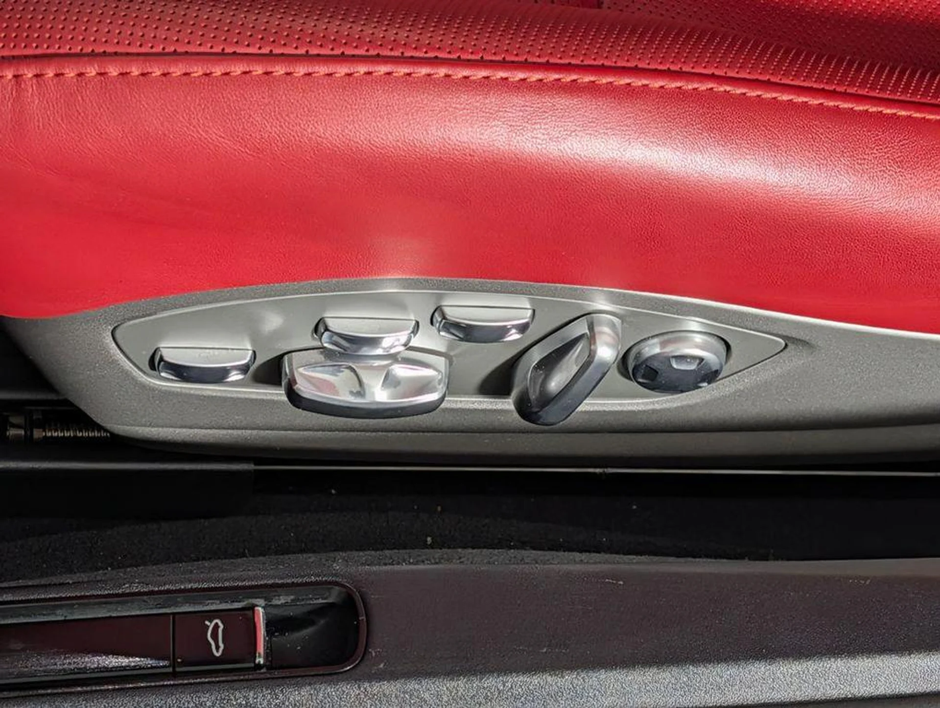 mph026_1184773019_f_T4e_Xc5_UNO_1_Mgx02b_Ng_r8e3_Rb4_6247074325