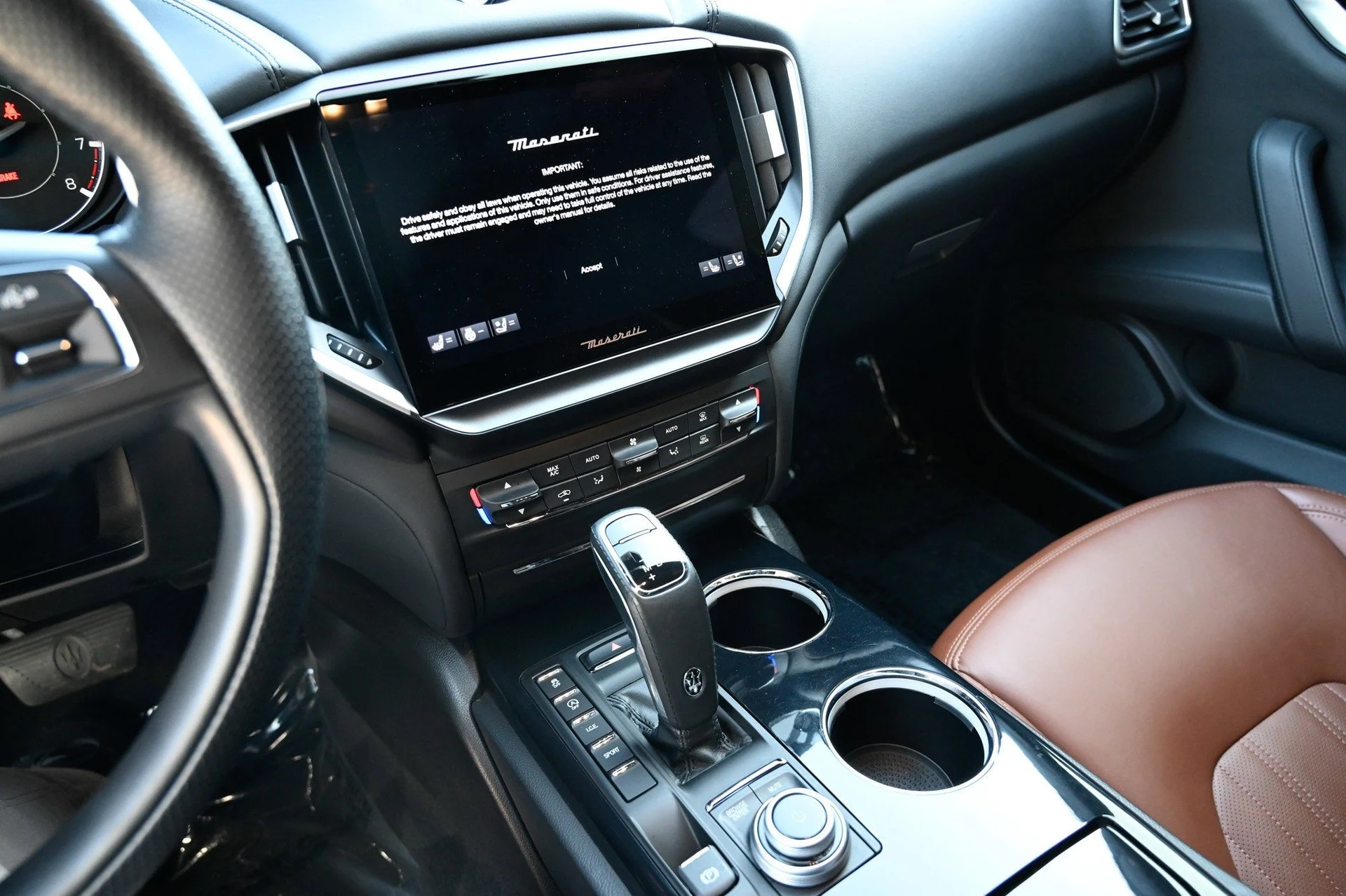 mph026_1190479312_35c66f67e92744c68c6f44a2a65b1218_3d2520313f