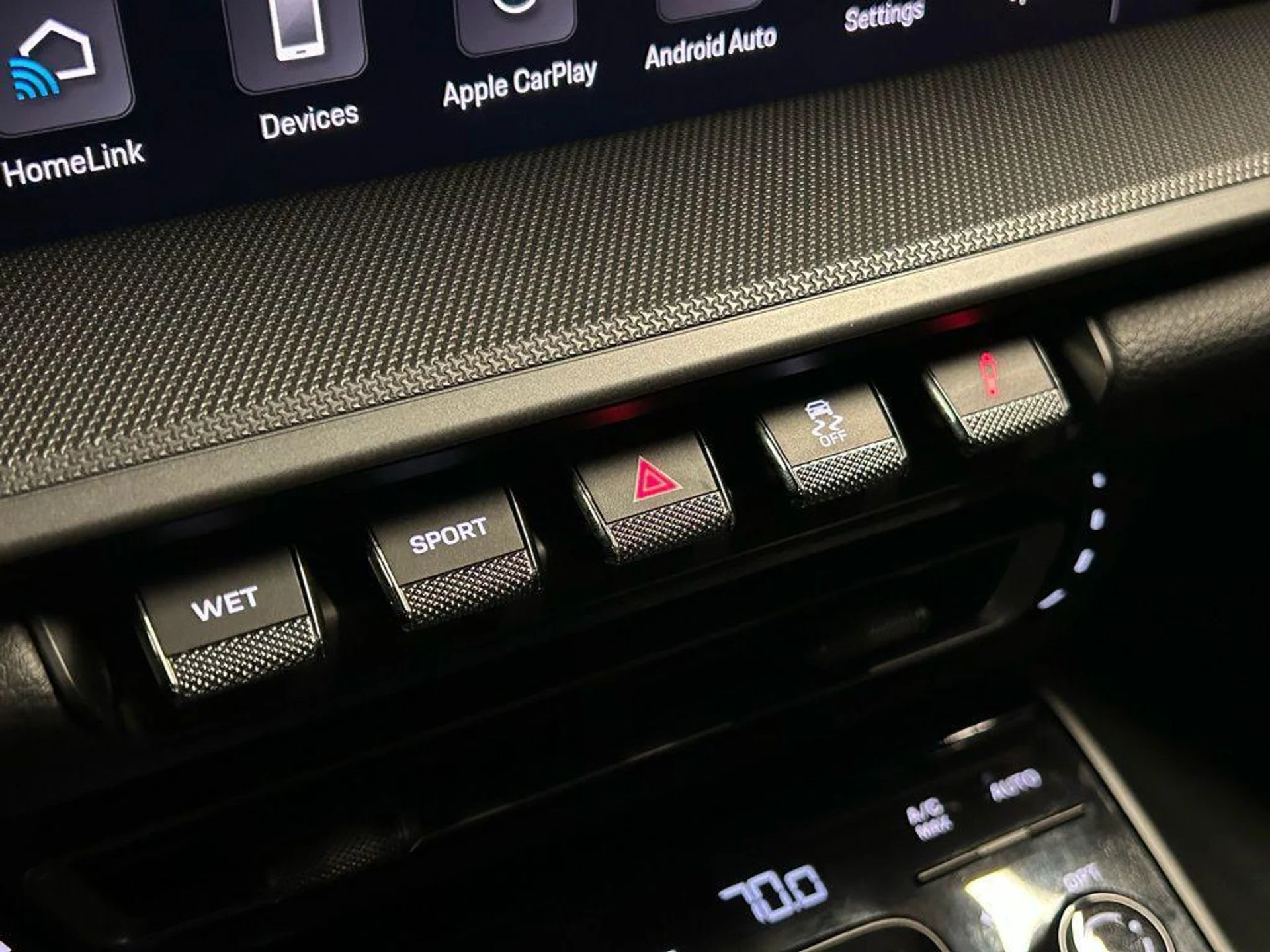 mph026_1192164171_BU_Ngh_1_X_Fs_D_Gip_Tsl_L_Ip_H_An_Fi2c_967a19fe62