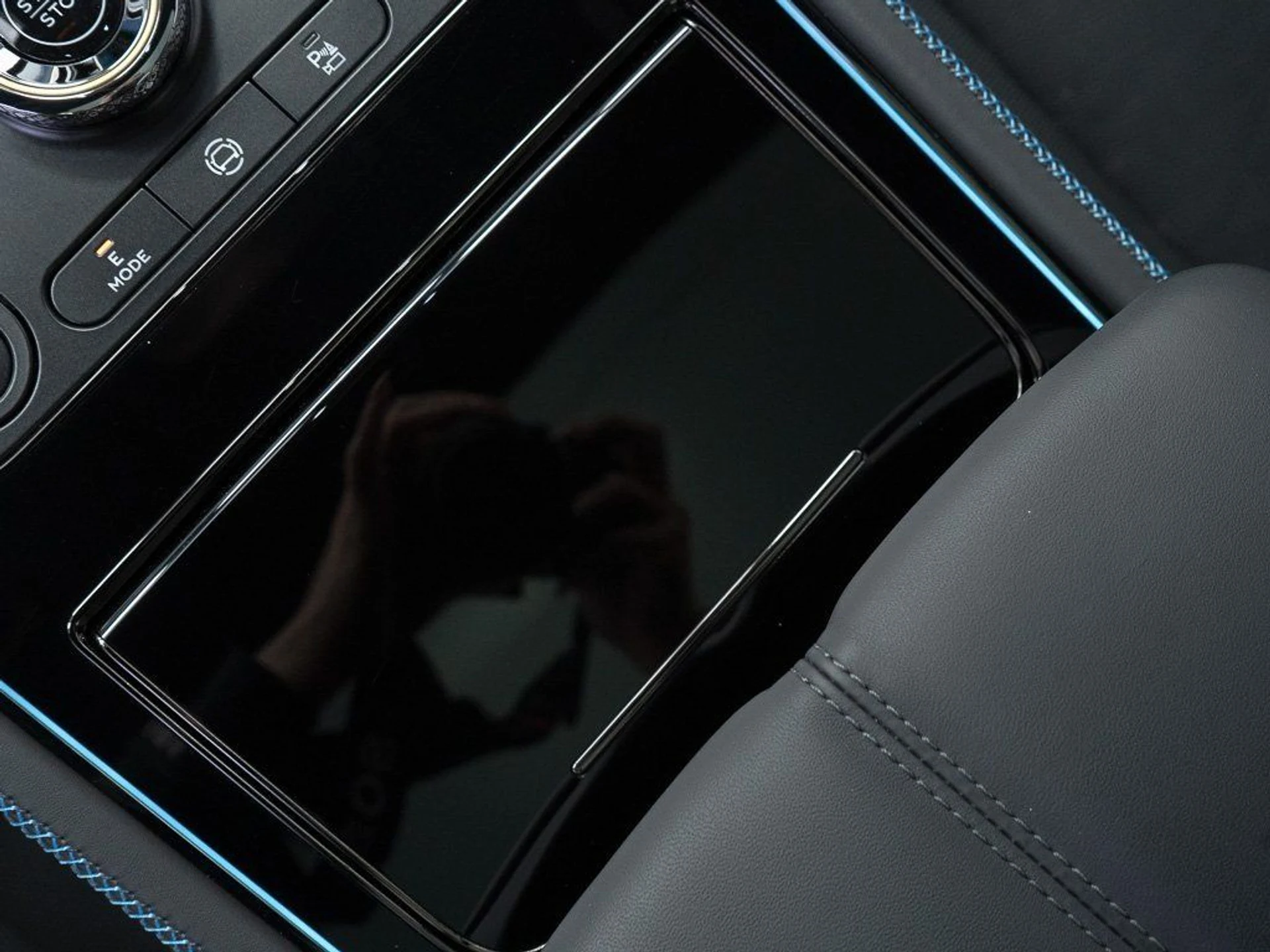 mph026_1194857459_36039559b86f0b583f41f718815b7aca_f988223c3a