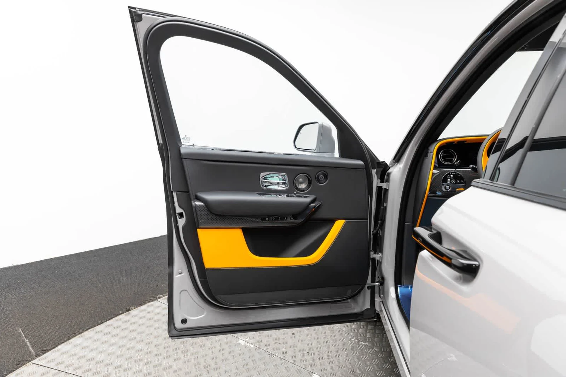 mph026_1196610574_27_e362504d9e