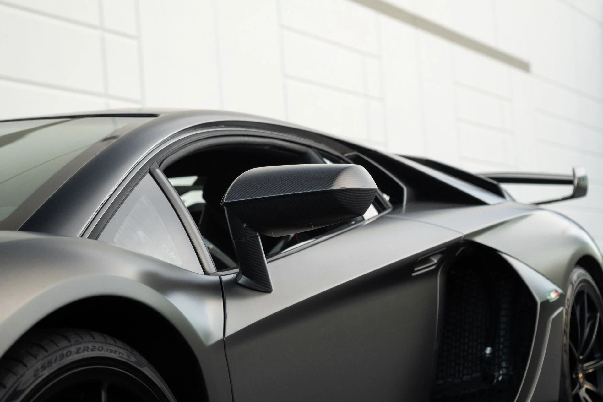 mph026_1198020831_Used_2019_Lamborghini_Aventador_LP_770_4_SVJ_1761096510_f19b9a6d55