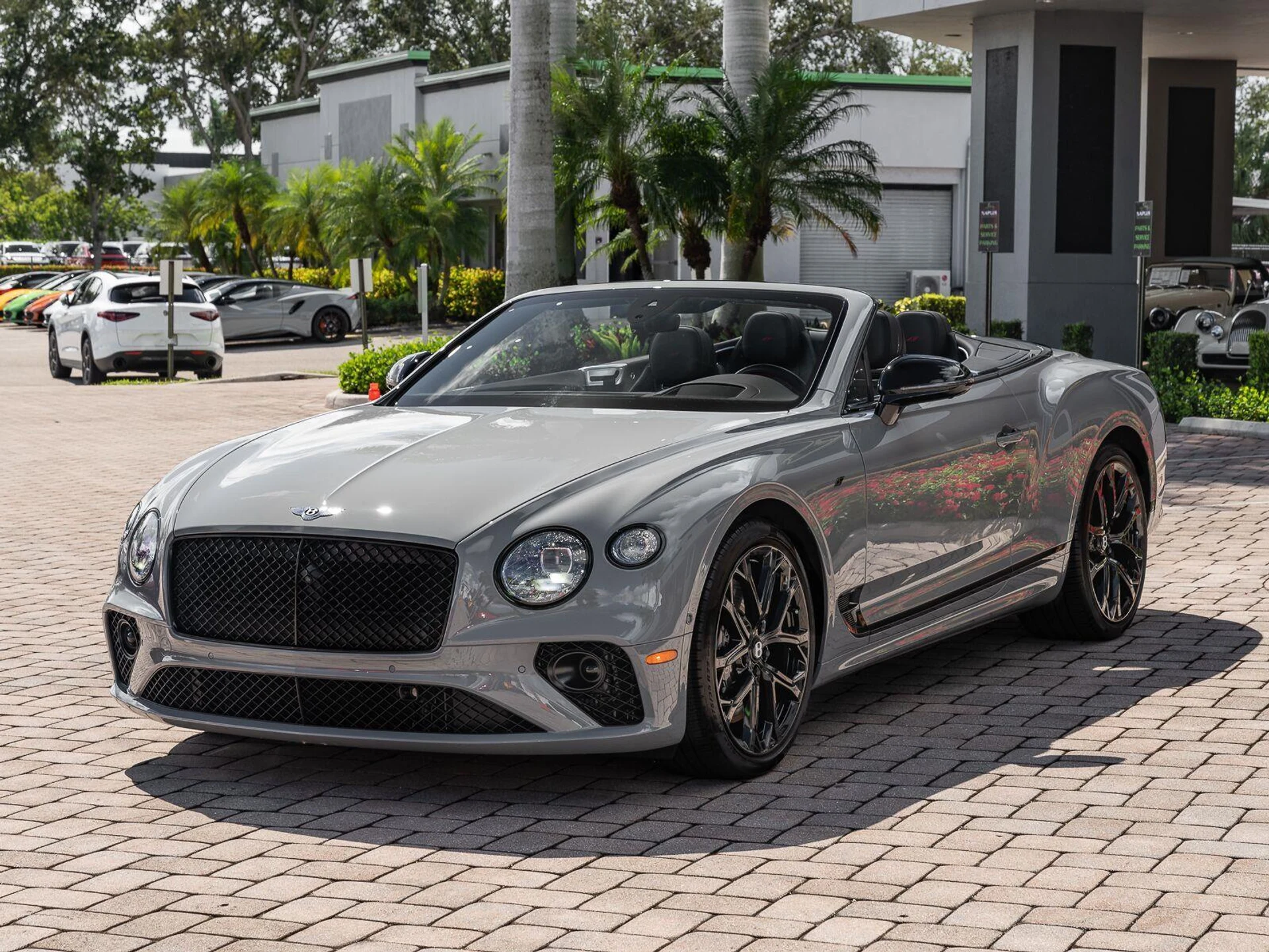mph026_1207346287_Used_2023_Bentley_Continental_GTC_S_V8_1793214127_d1a3cbe6fe