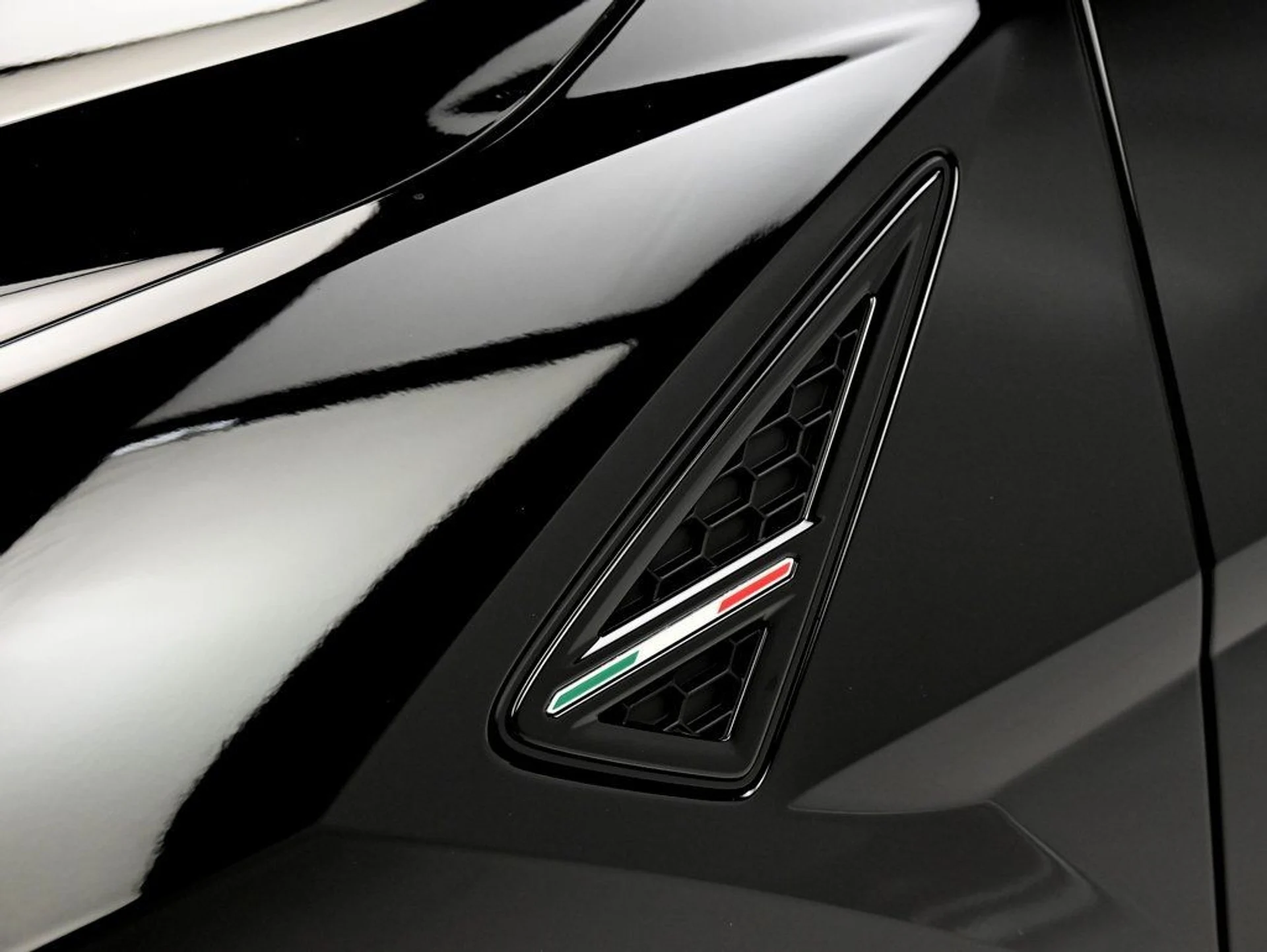 mph026_1209981262_95f31a923c691849627afc0516da14bf_749ee422f6