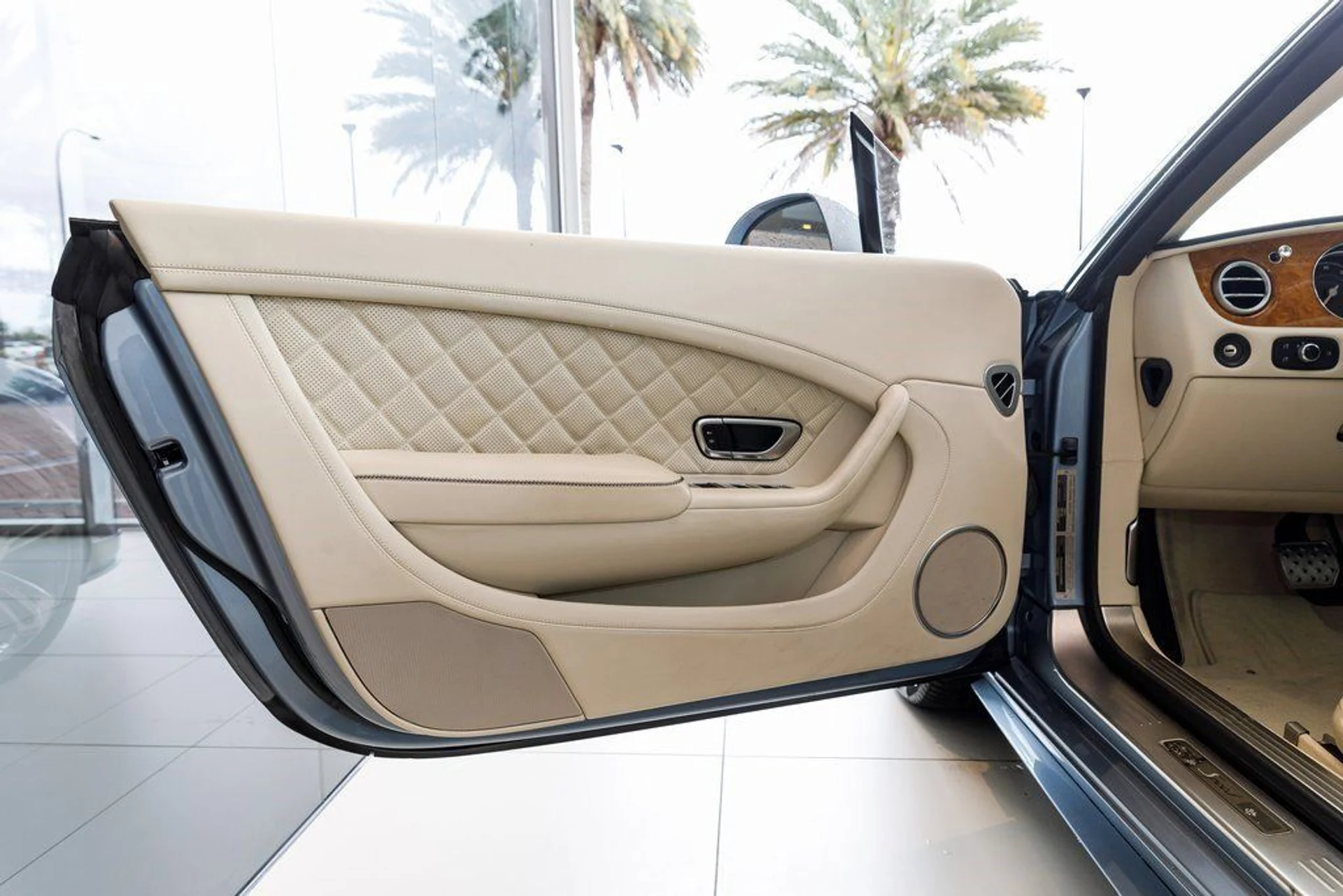 mph026_1216987852_b395cc9344595bdff598810344d51bb0_6a7dec0bcf