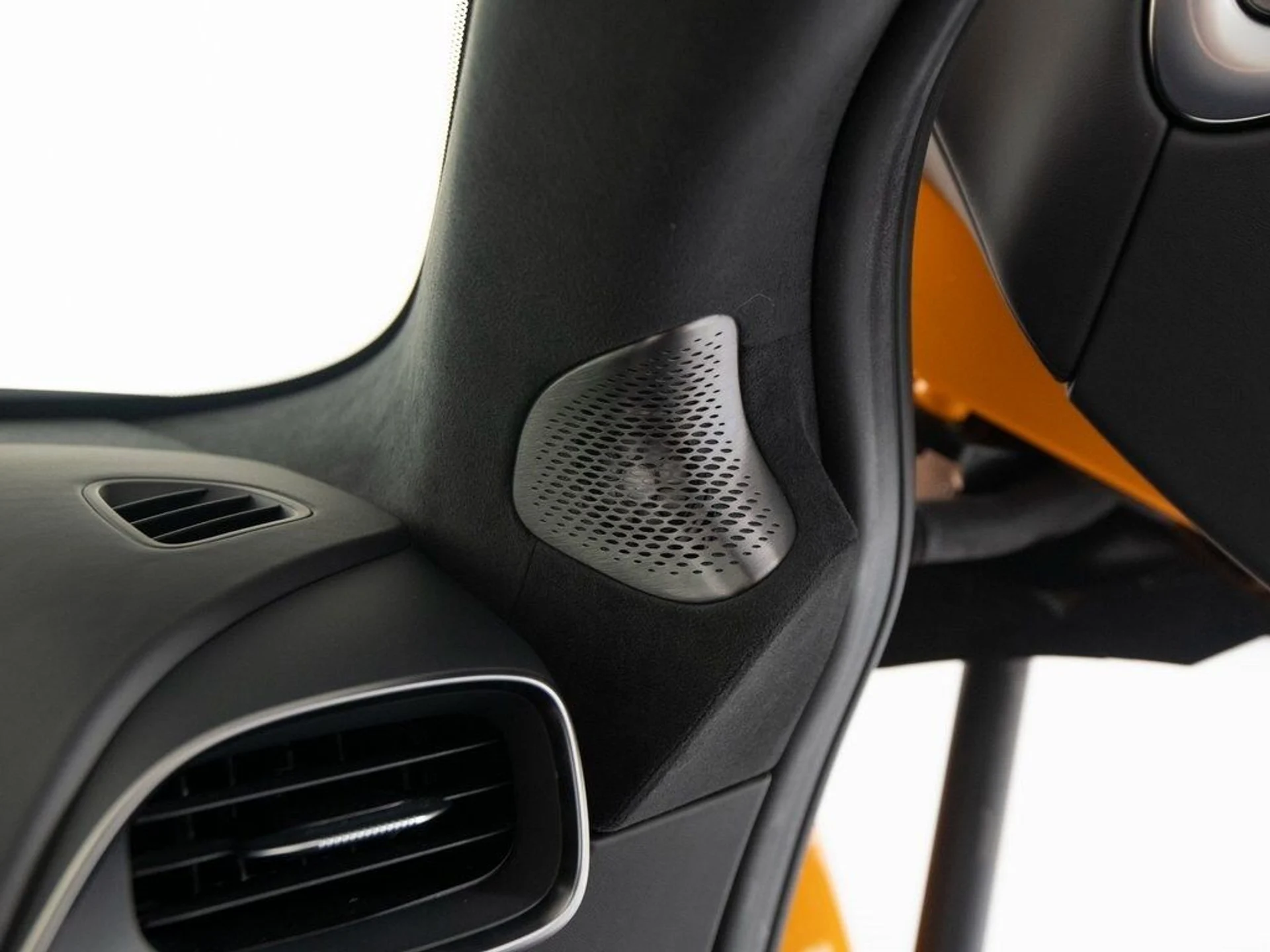 mph026_1230559496_d300969fbfe34cbac0374e5e99b07c08x_f266d6b8d2