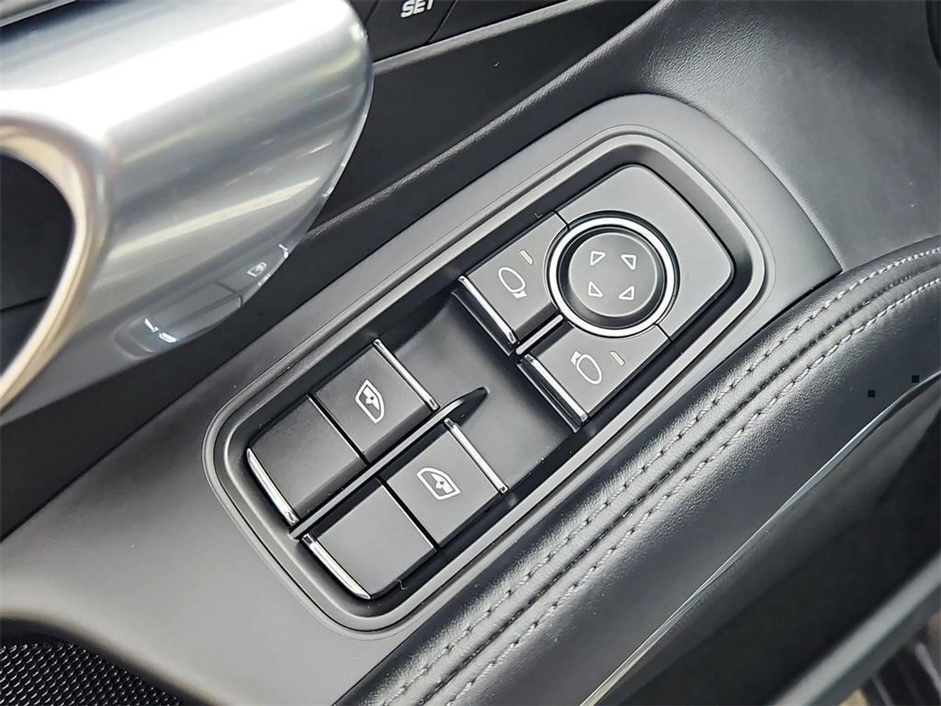 mph026_123082294_9_XK_Jlo_G9d_Kk8wvc_Rlc73_LP_Tg_BA_c782cfad21