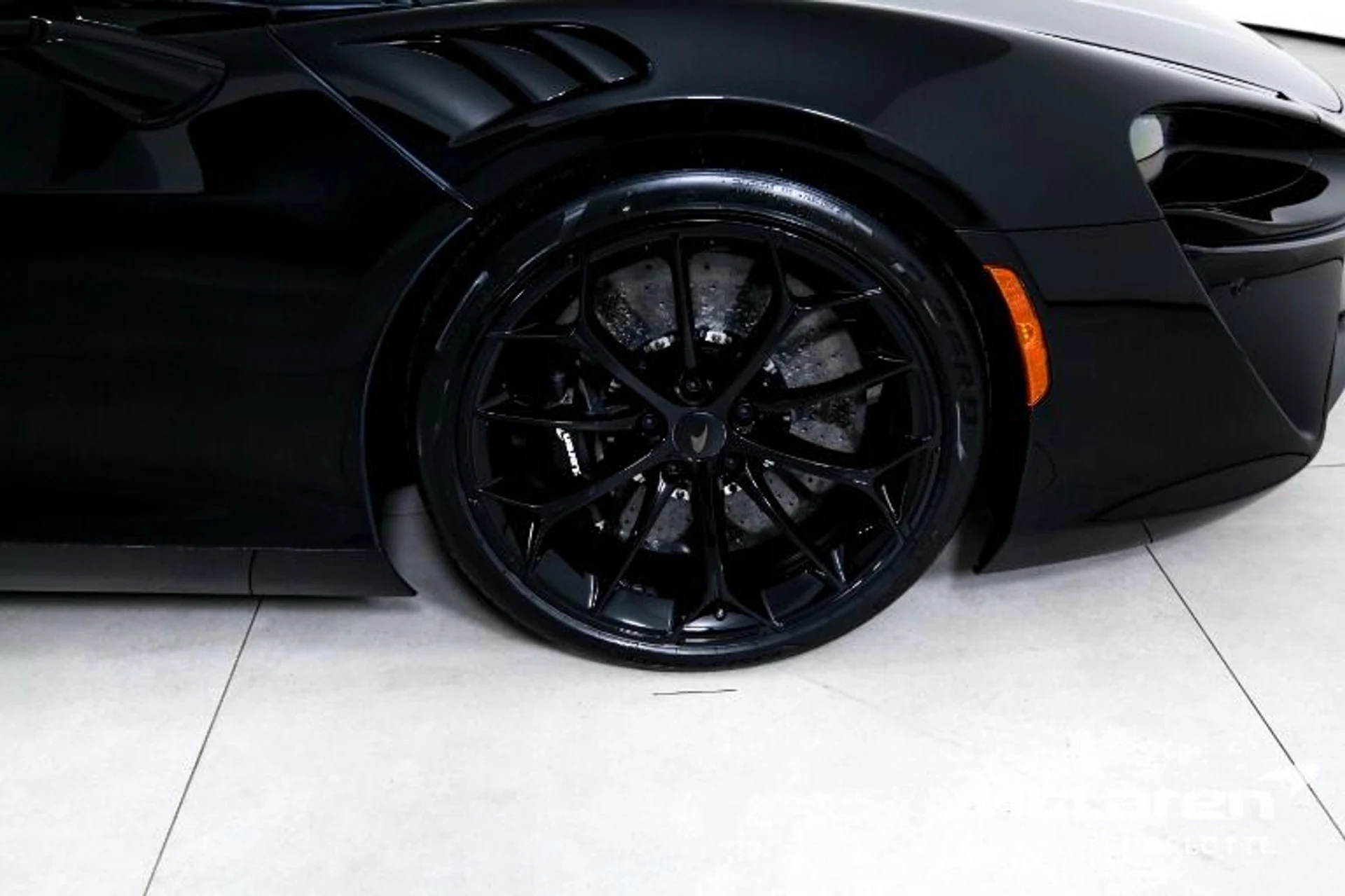 mph026_1235592674_New_2026_Mc_Laren_Artura_Spider_12c2341089