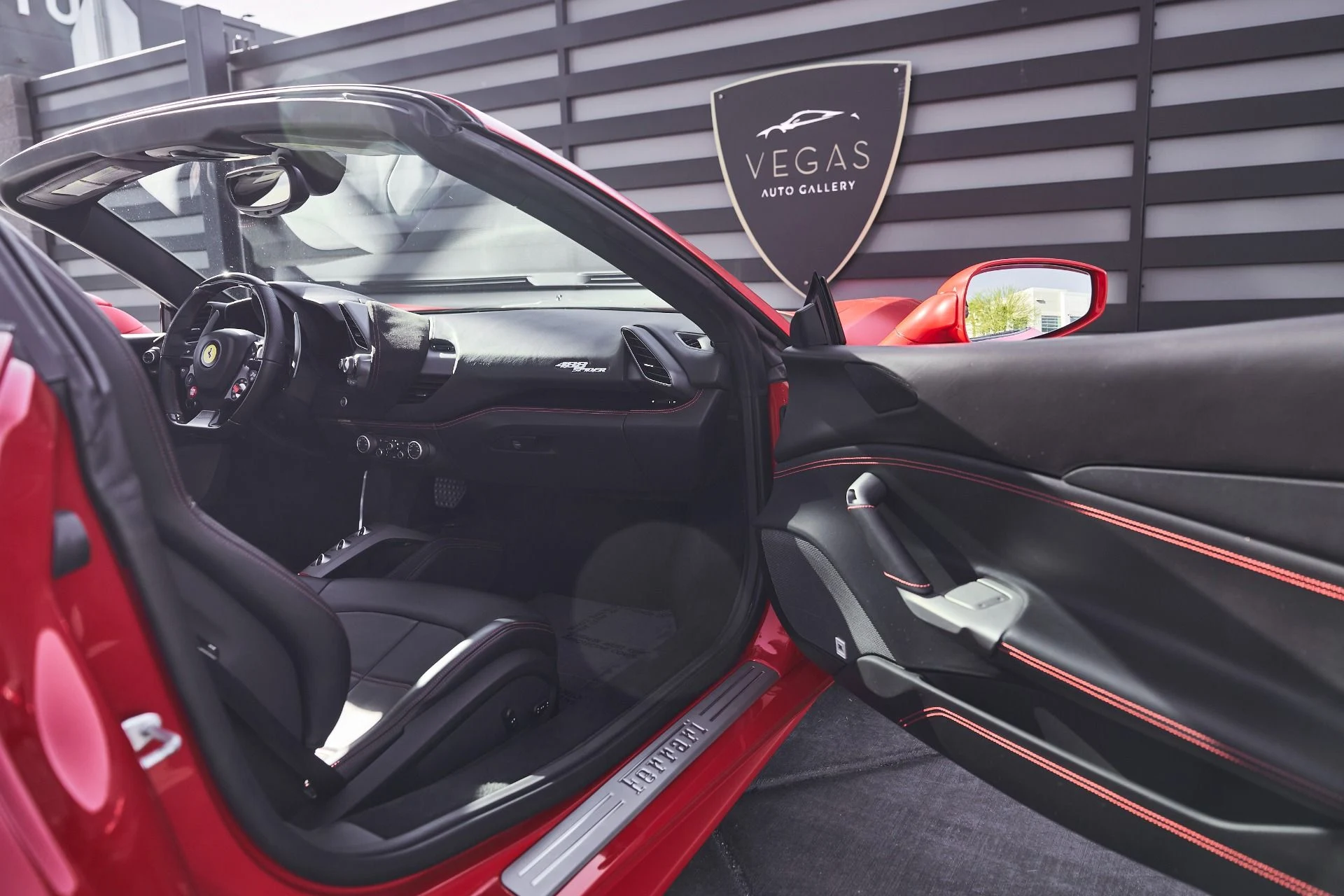 mph026_1236003741_Used_2019_Ferrari_488_Spider_Base_1766024924_47c397a3f5