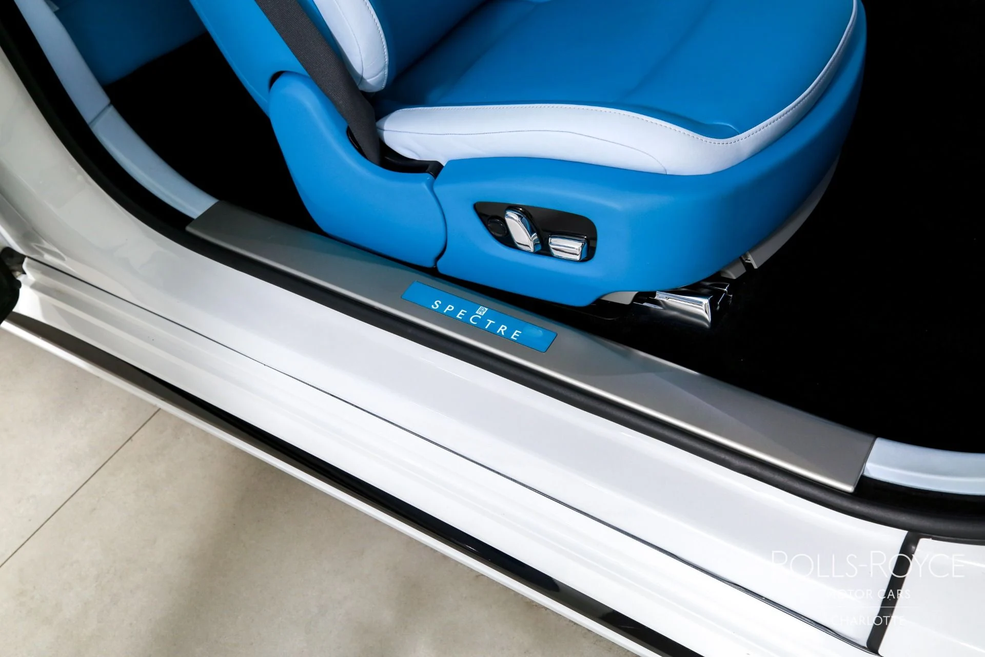 mph026_1246543735_Used_2024_Rolls_Royce_Spectre_1776091344_346ad21f0f