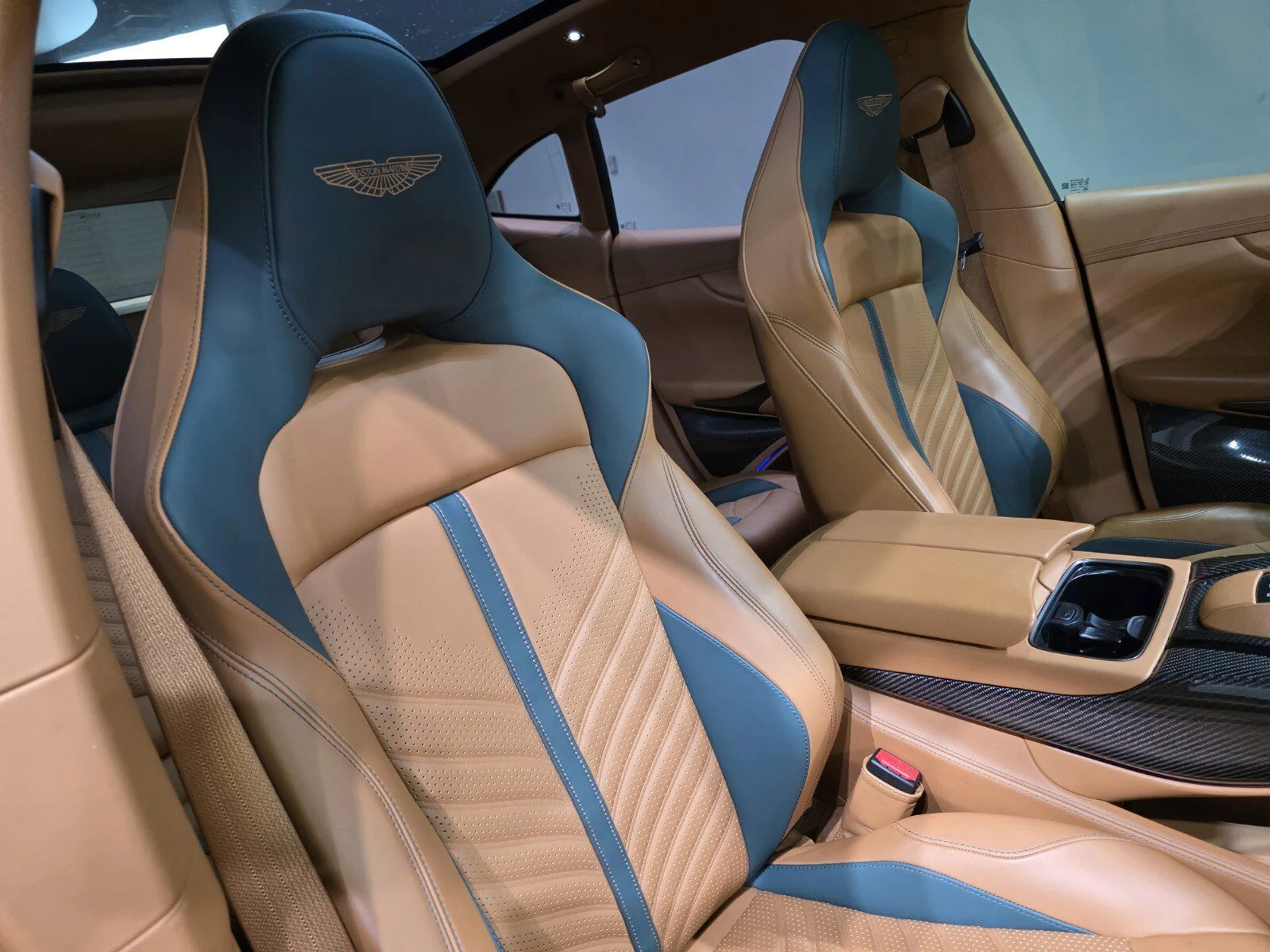 mph026_125149687_9946ab0c260946091ac751c2c79ce12c_2e016415fc