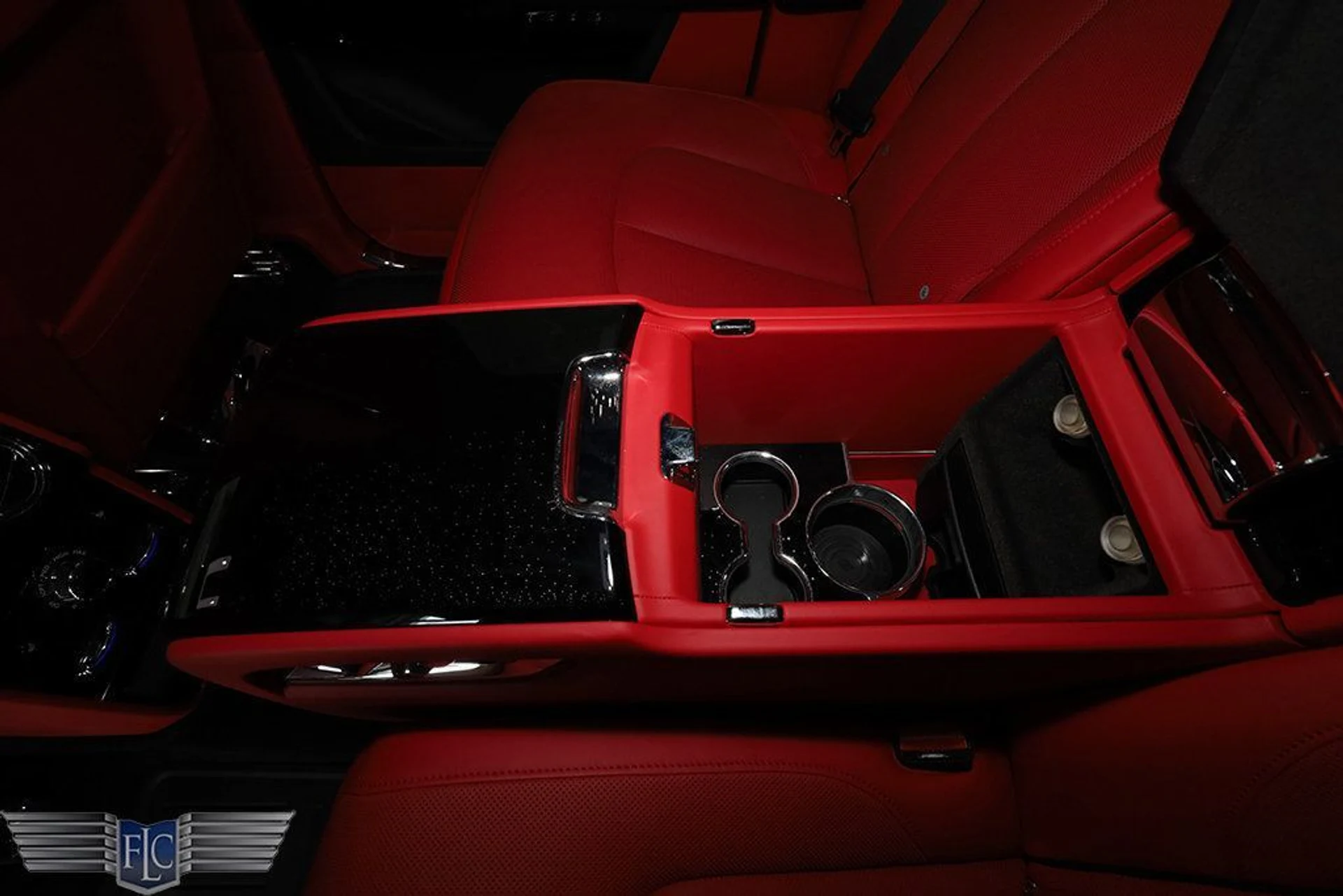 mph026_1253615394_used_2024_rolls_royce_cullinan_sportutility_9689_22979404_27_1024_267442793a