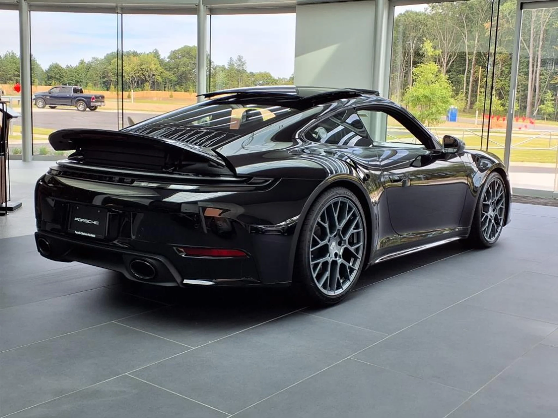 mph026_1254306743_4555f745ba63cc596a680b851c34a4fd_8e16054814