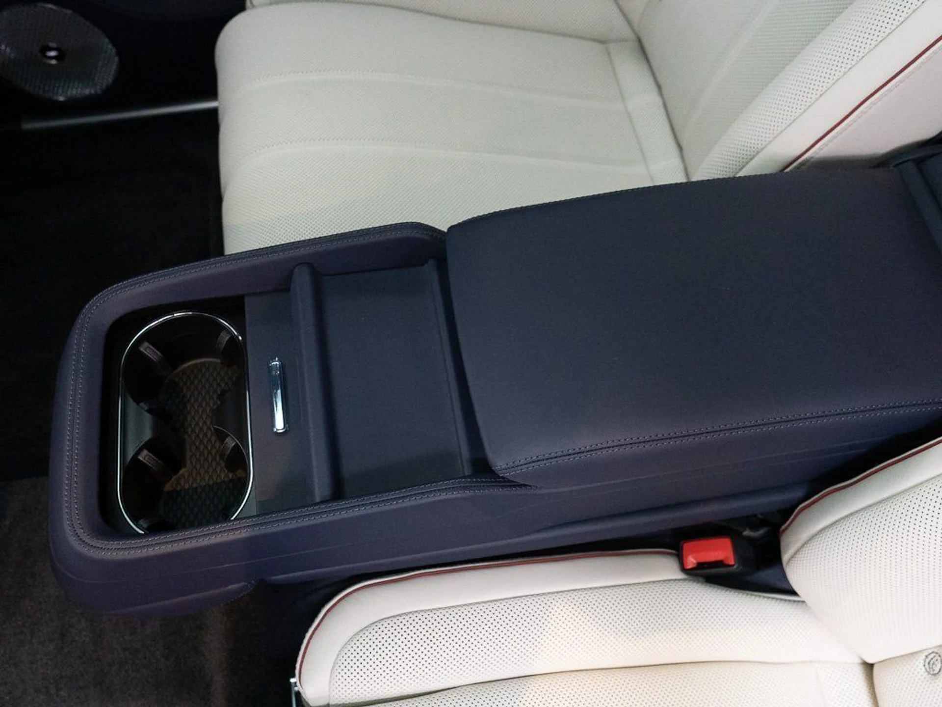 mph026_1256425080_790d98bfb222fa2d4d1dd2b9b14f4d40_b65dab3ff6