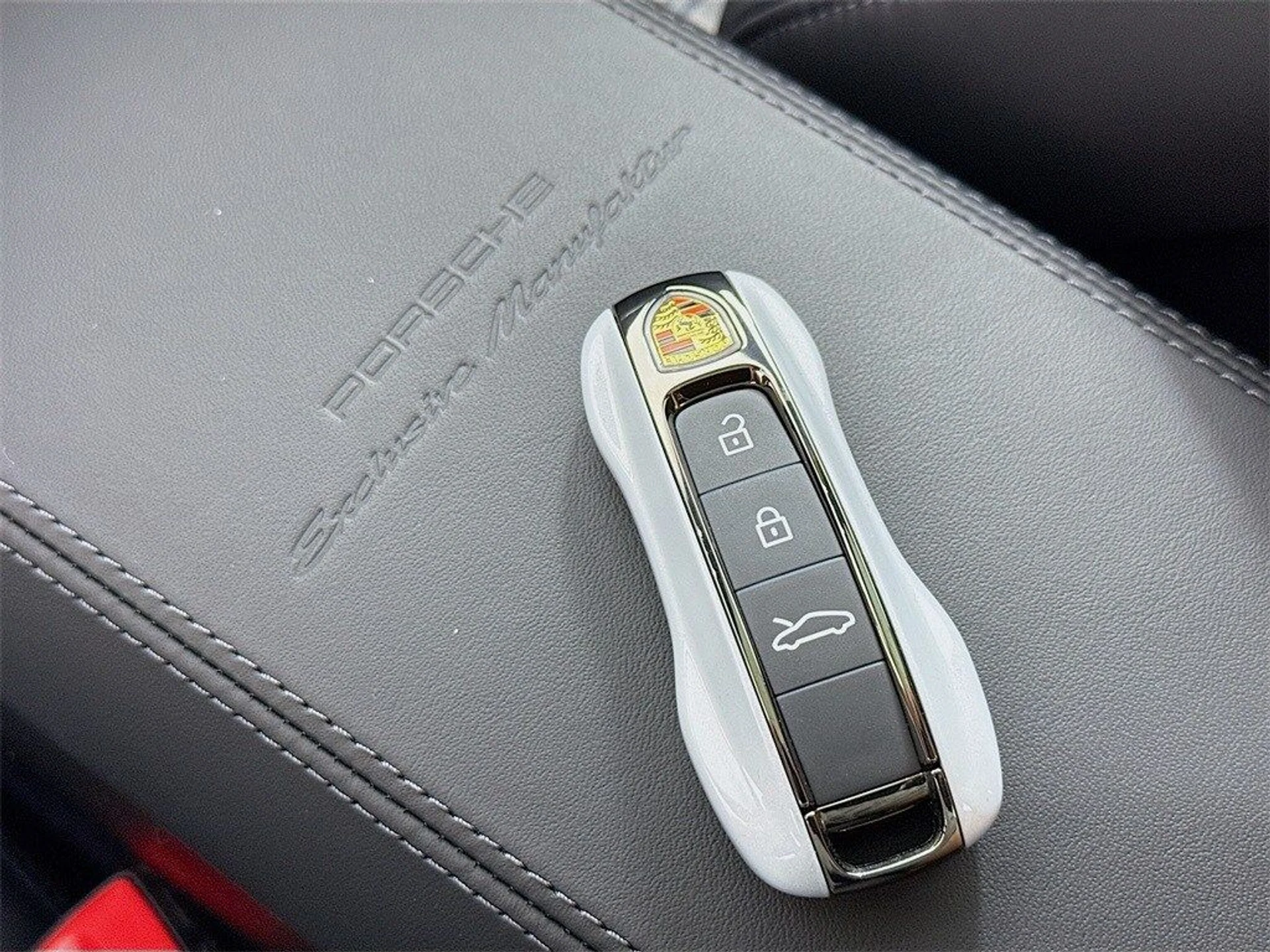 mph026_1262740390_ed10c8a03e8aa1b2fd46609a0d591c11x_c4a5cb44a4