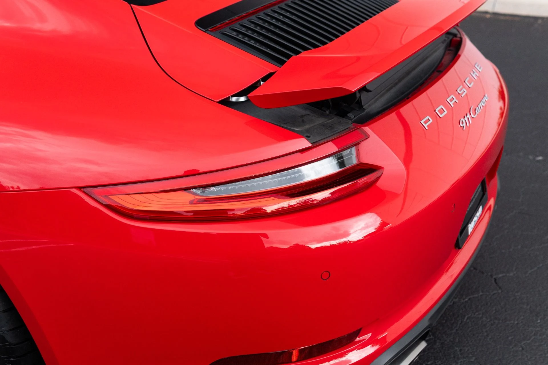 mph026_1264646709_Used_2017_Porsche_911_Carrera_1778631972_1b6b578b15