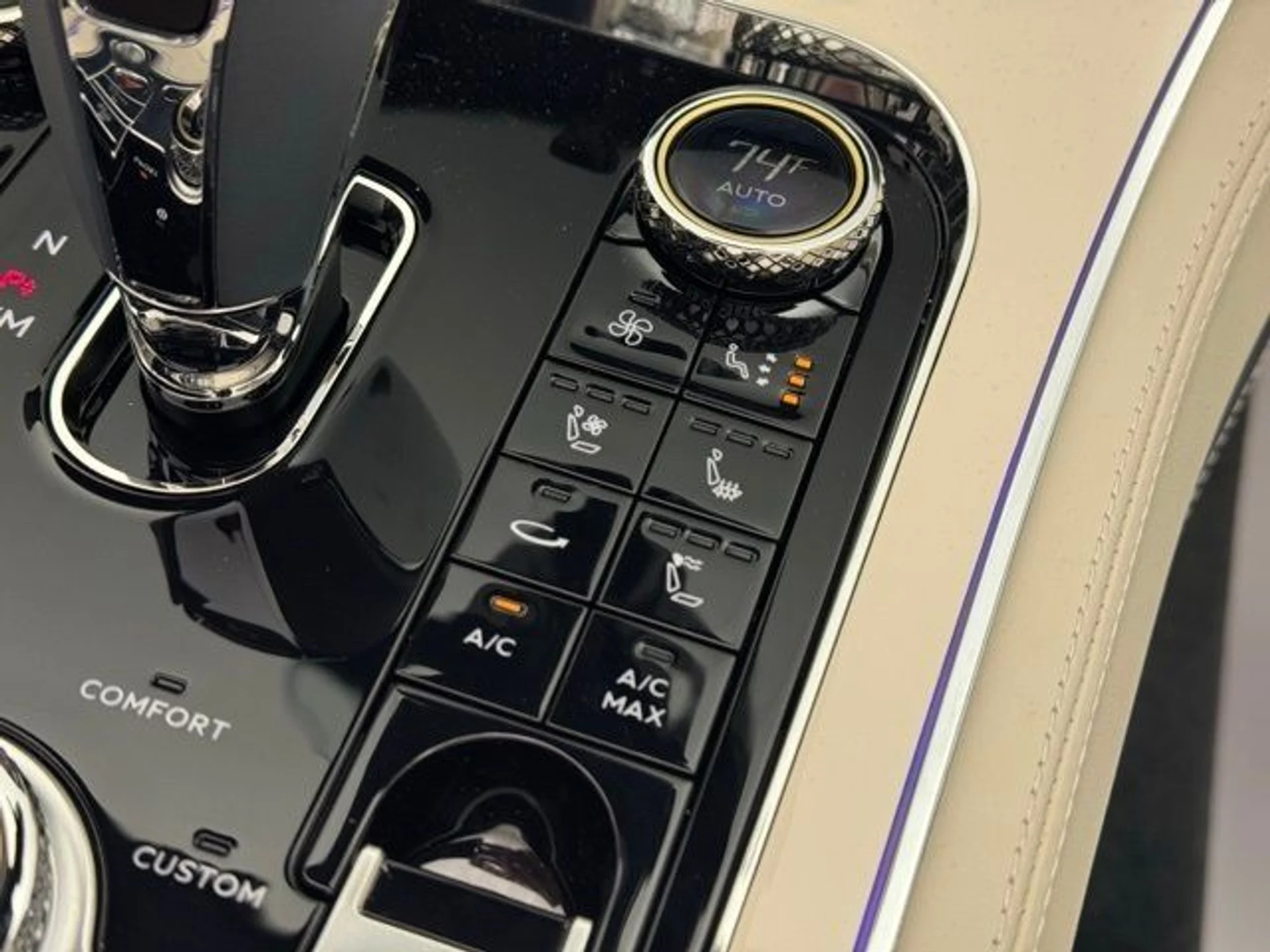 mph026_1264871389_os7u6fgb3wri2zk0oge4bceq7c68_facefbb19a