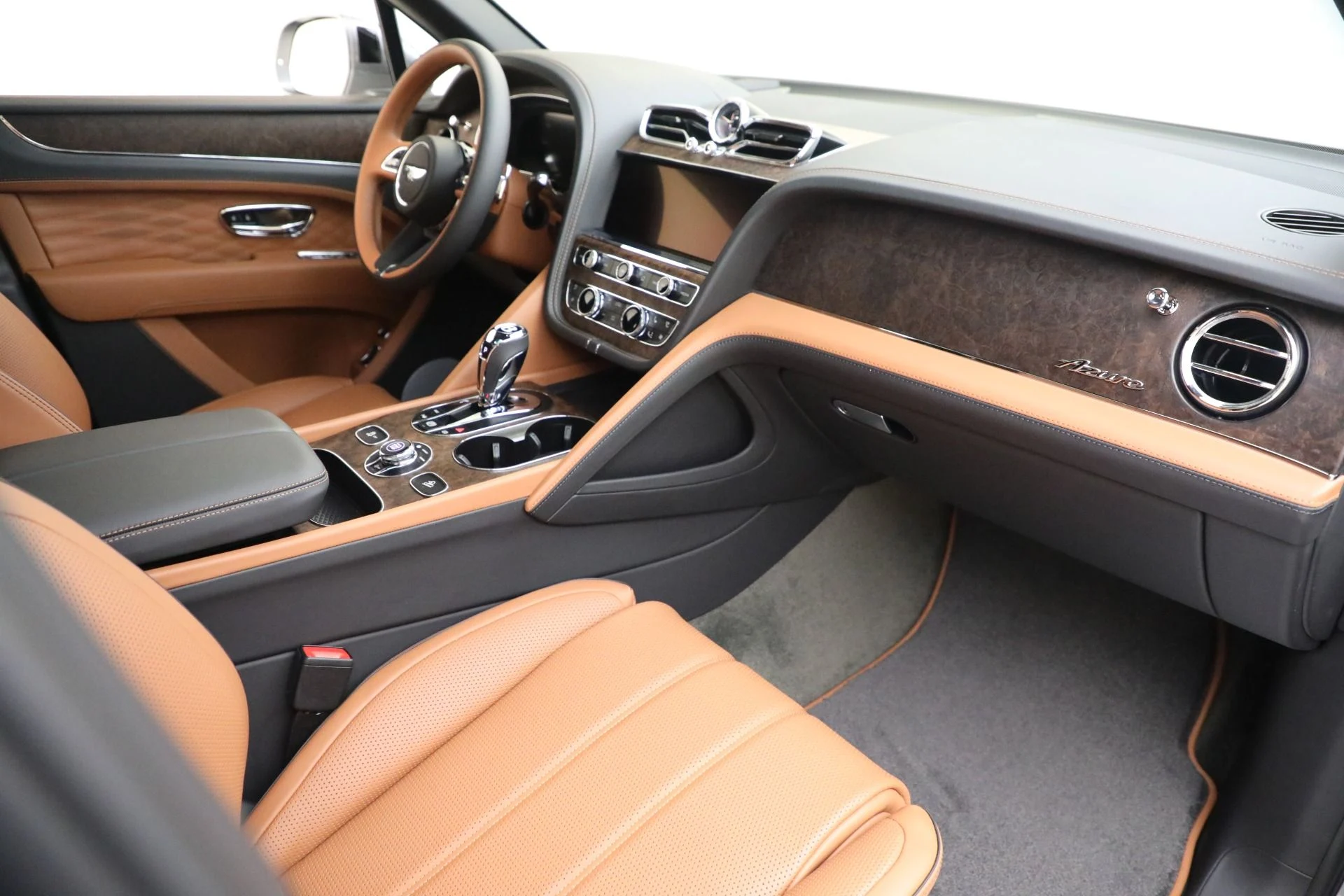 mph026_1269703624_Used_2023_Bentley_Bentayga_EWB_Azure_V8_dd4aef227a