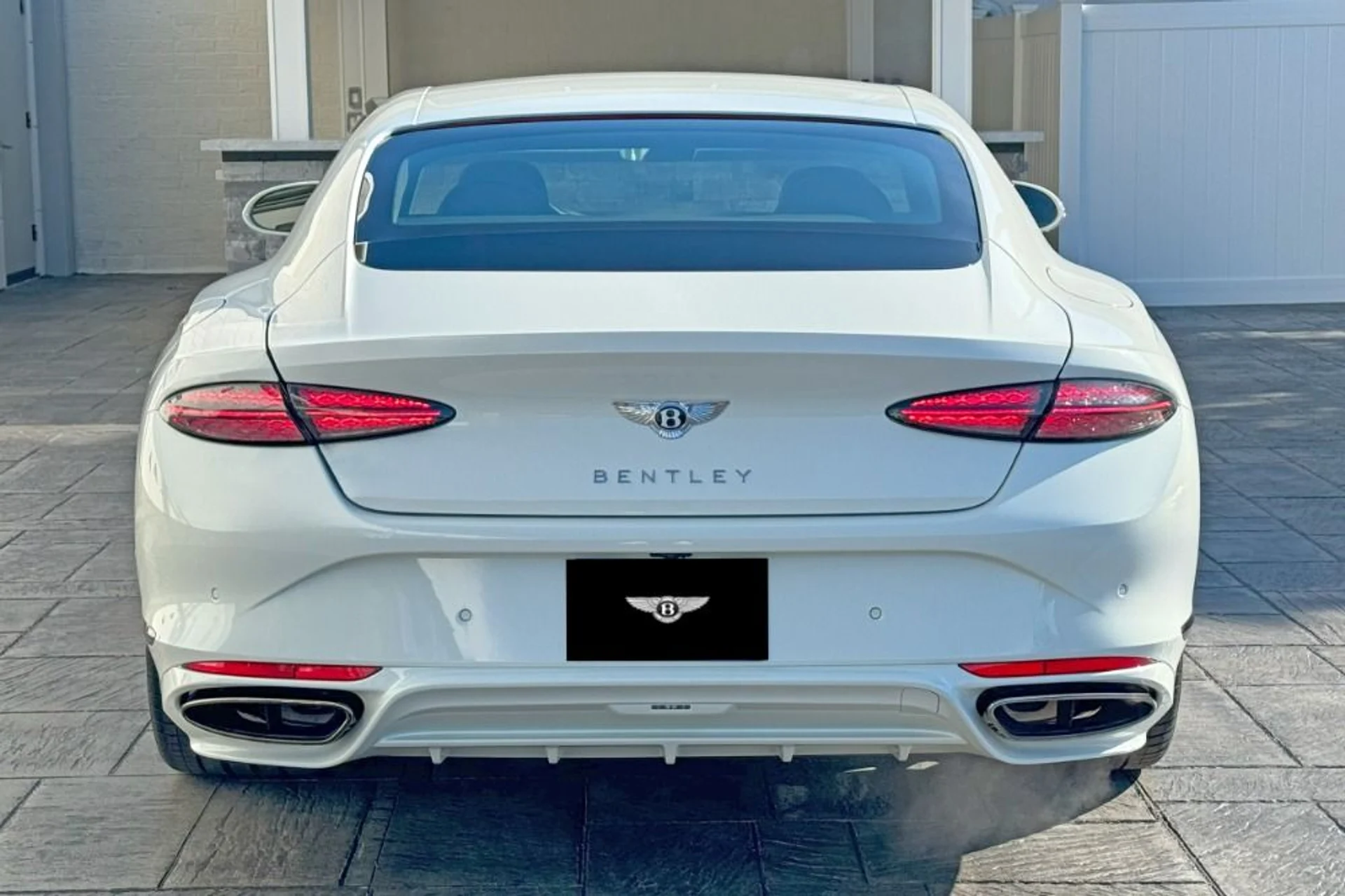 mph026_1281980108_Used_2025_Bentley_Continental_GT_Speed_1775062908_229e71f7e5