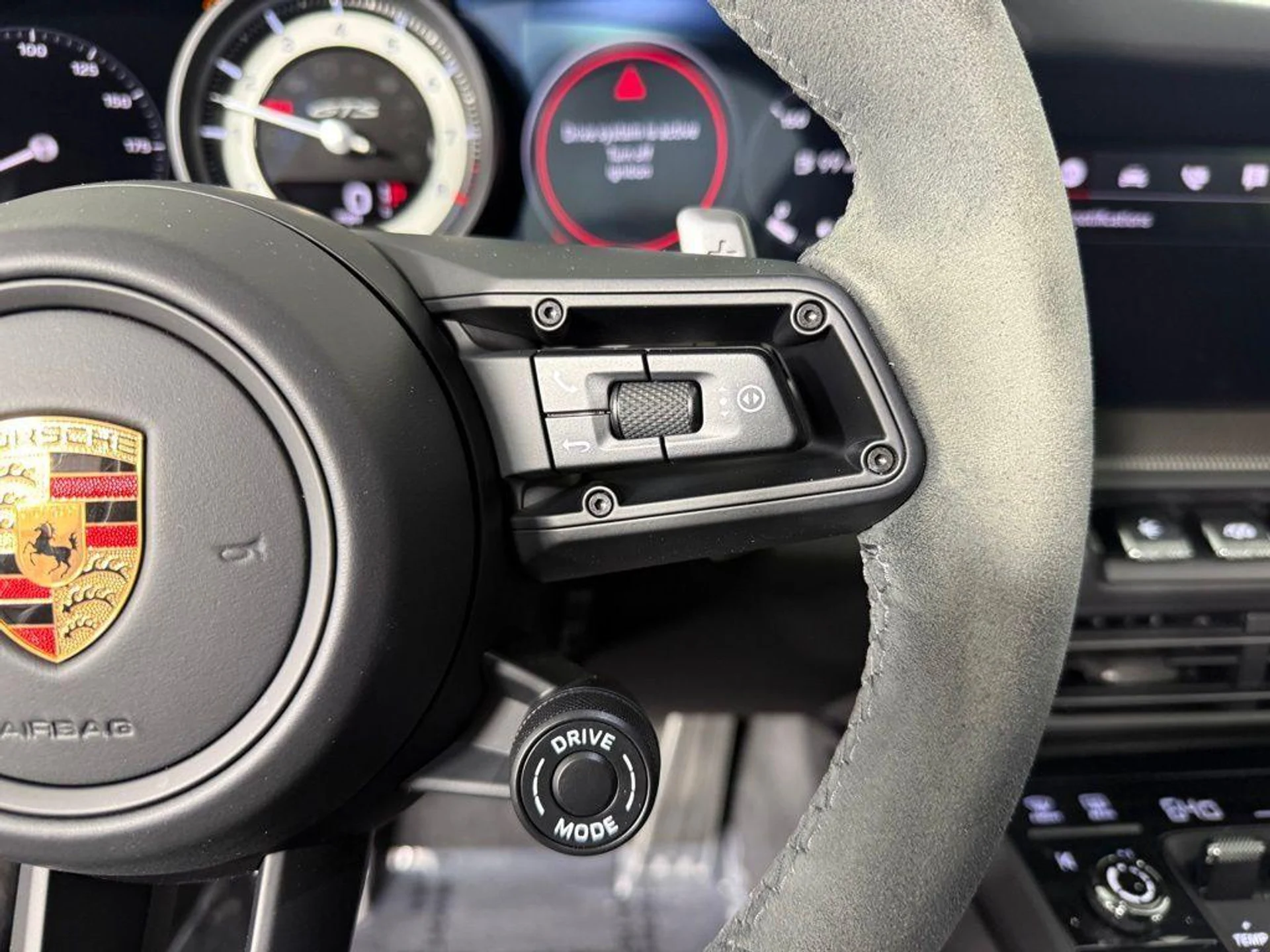 mph026_1282810817_a_I_5gl_TW_Qh_Isr_Gqq7_Rg0_Sa_XLJE_a1476d96d6